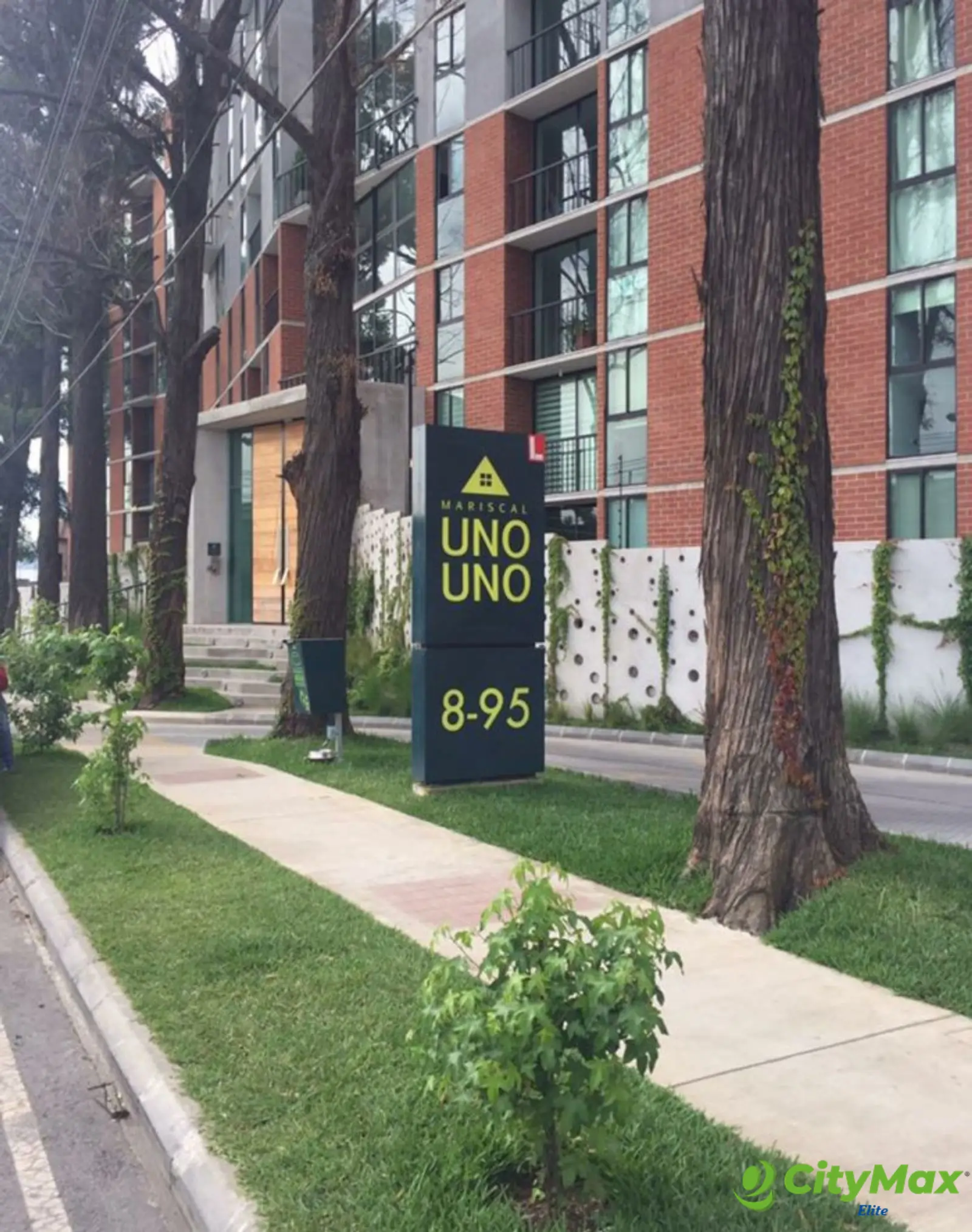 Apartamento en venta en Mariscal Uno Uno Zona 11 - foto 1