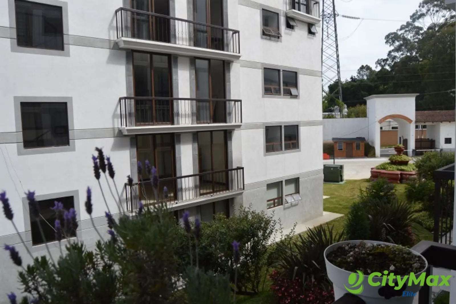 Apartamento en venta en Carretera a El Salvador km 16 - foto 1