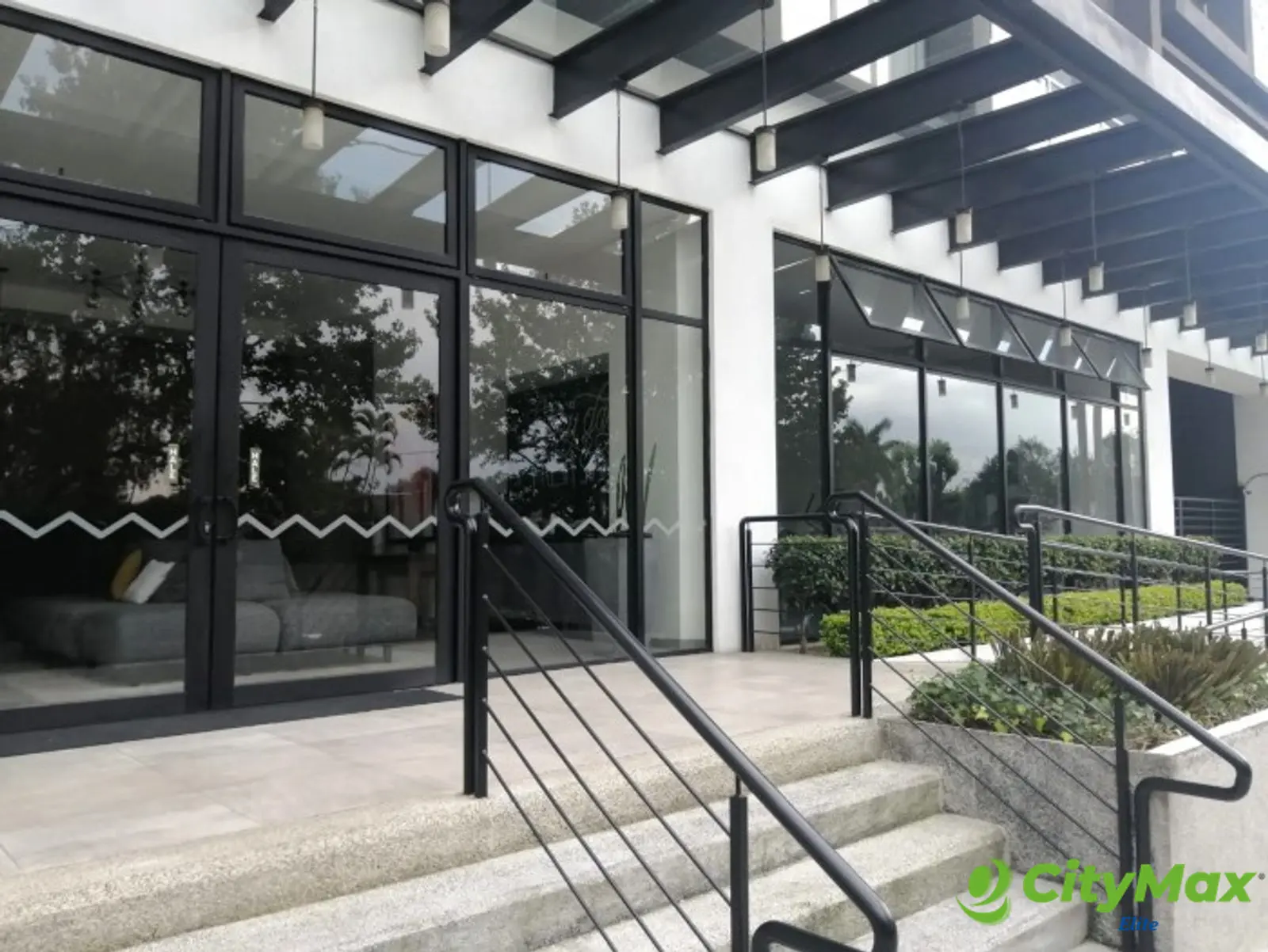 Apartamento en Venta y Renta en Zona 15, Guatemala - foto 1