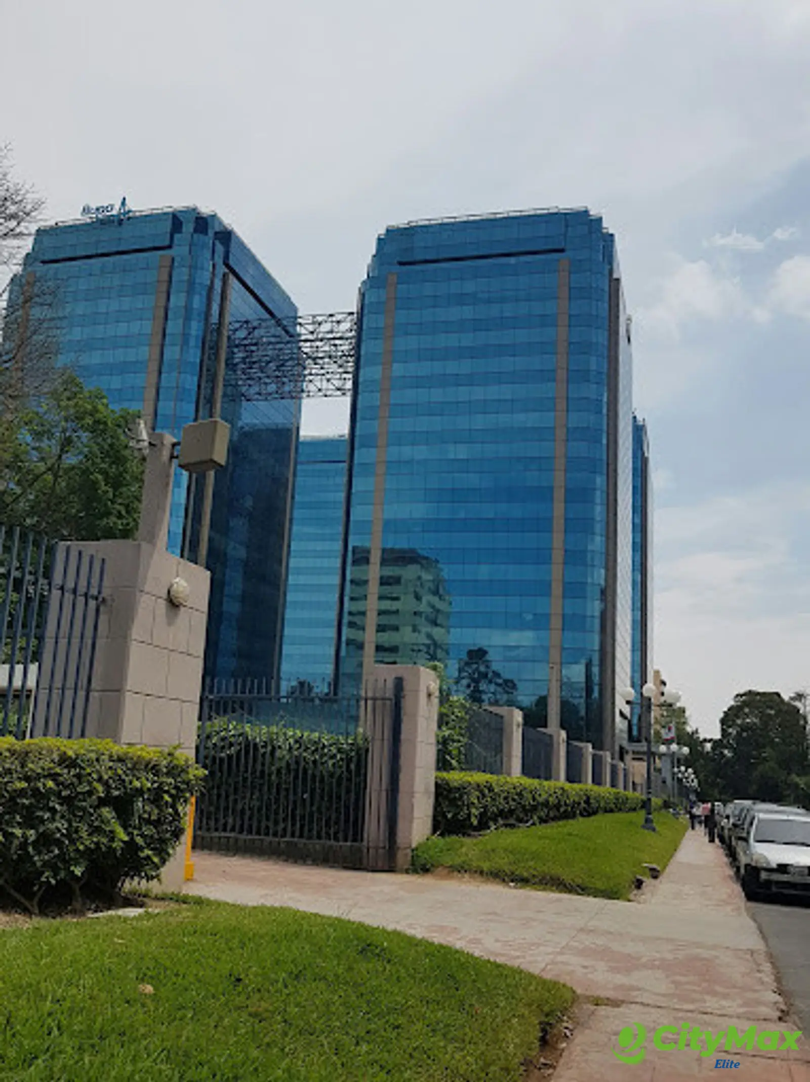 Oficinas en renta EUROPLAZA zona 14 - foto 1