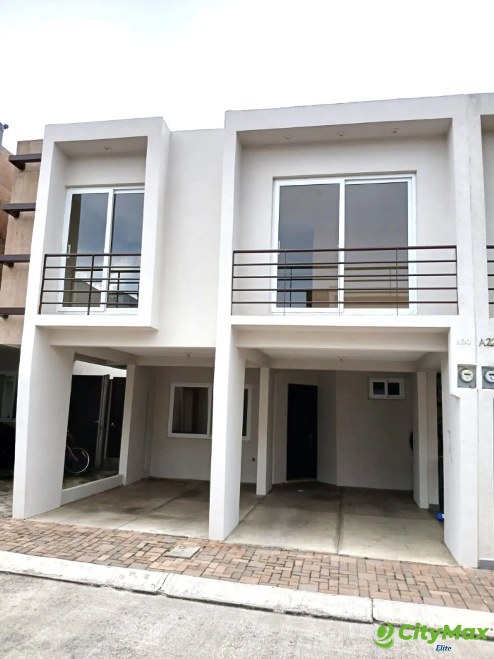 Casa en Venta en La Reserva, Carretera a El Salvador  - foto 1