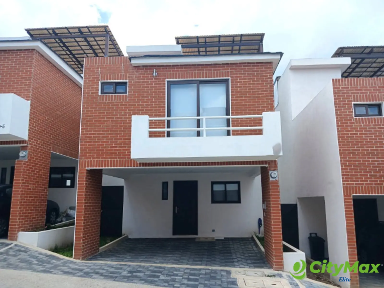 CASA A ESTRENAR EN ALQUILER EN FRAIJANES - foto 1