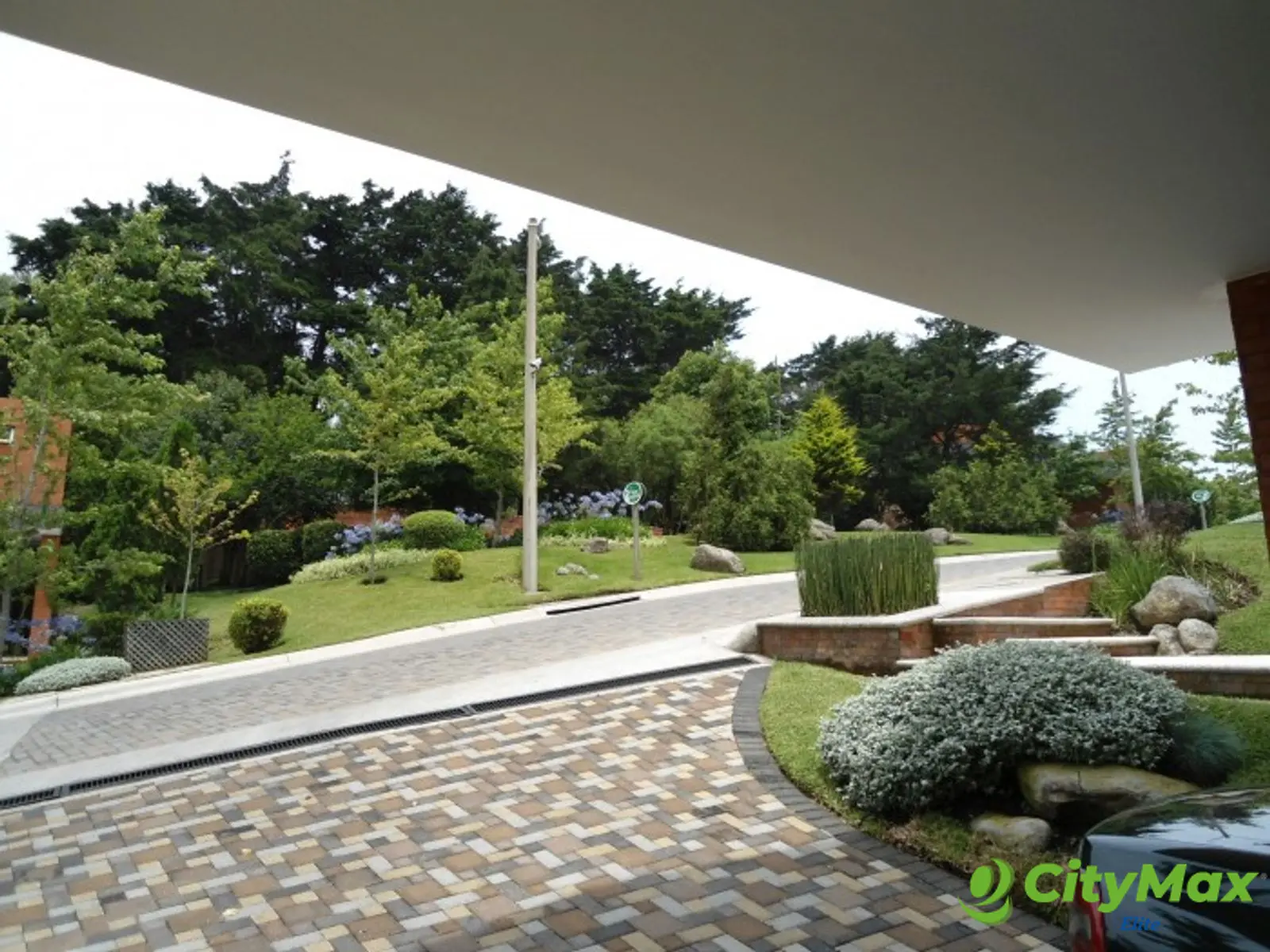 CASA EN VENTA EN CONDOMINIO EXCLUSIVO - foto 1