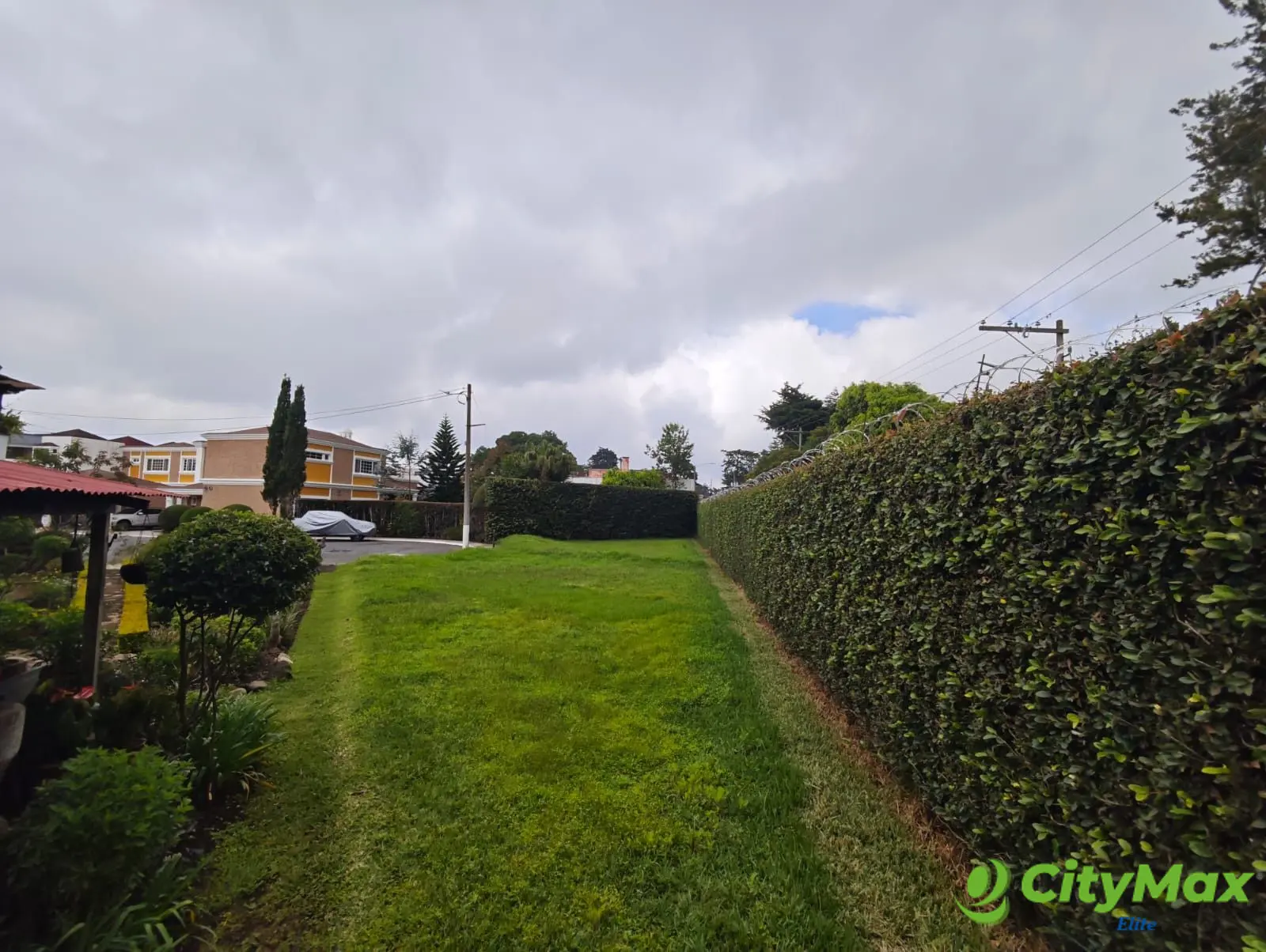 TERRENO EN VENTA EN RESIDENCIAL SANTA CLARA - CES - foto 5