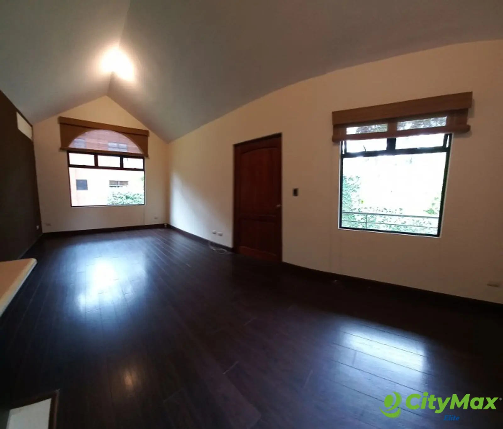 Alquilo apartamento en edificio Carretera a El Salvador - foto 3