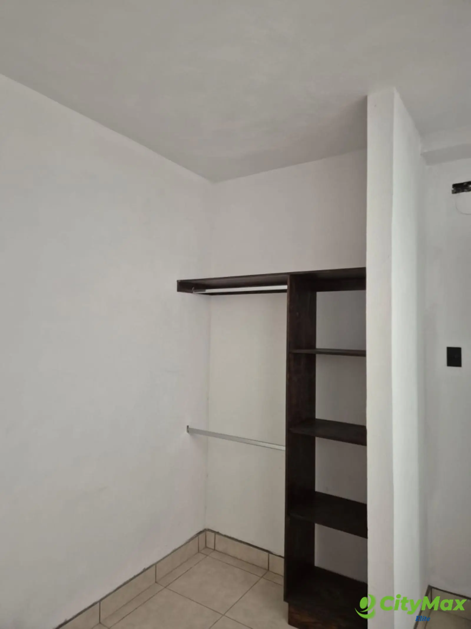 APARTAMENTO EN RENTA EN ZONA 7 - foto 3