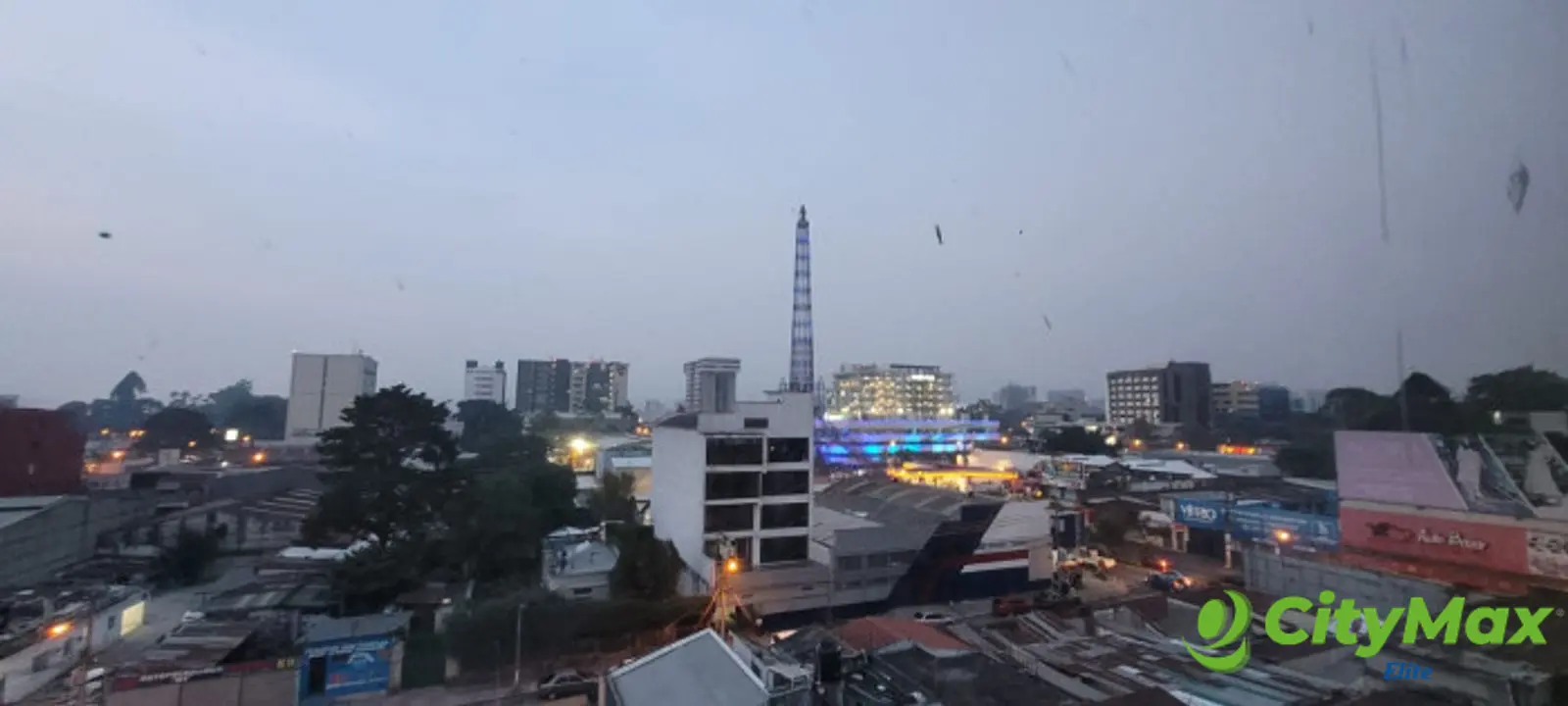 Oficinas en renta sobre 6ª Avenida Zona 9 - foto 4