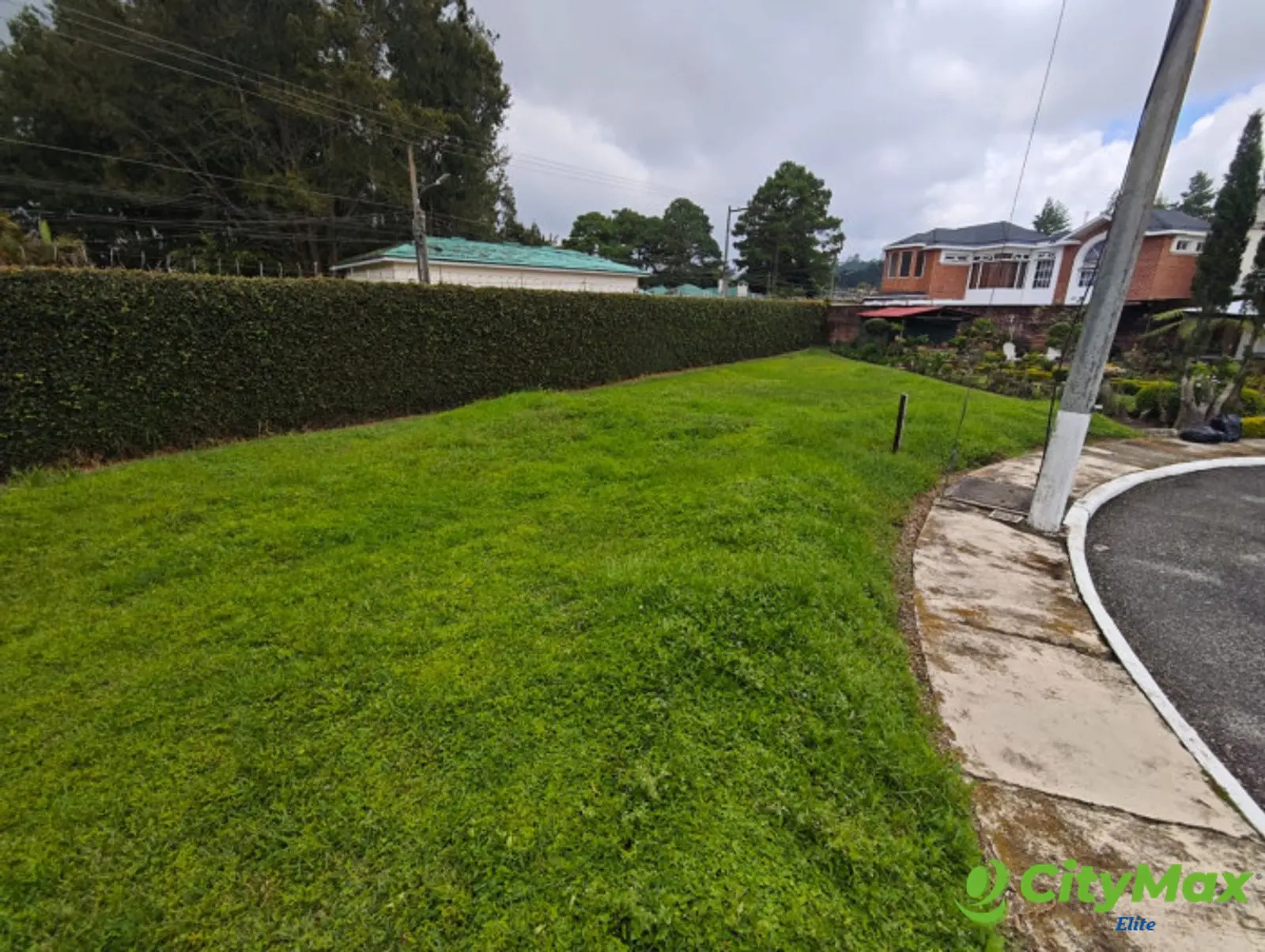 TERRENO EN VENTA EN RESIDENCIAL SANTA CLARA - CES - foto 3