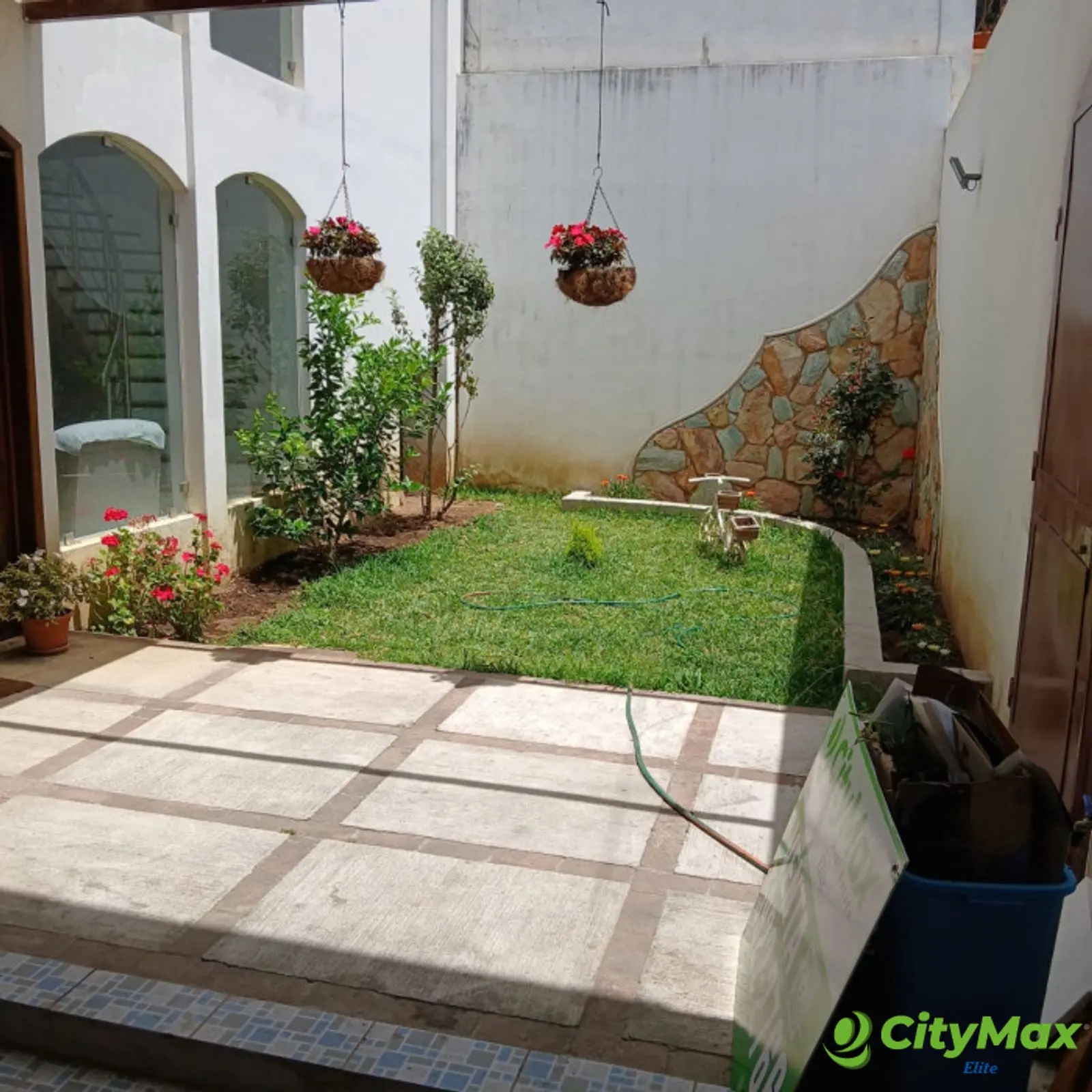 Casa en Venta Condominio en Santa Lucia Milpas Altas - foto 3