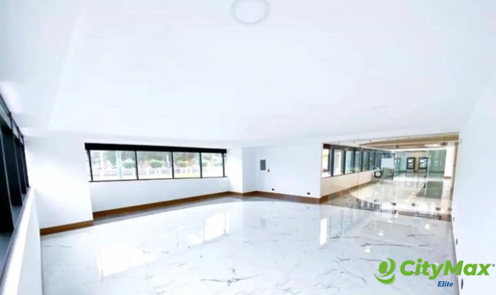 Clínica en Venta en Zona 10 - foto 3