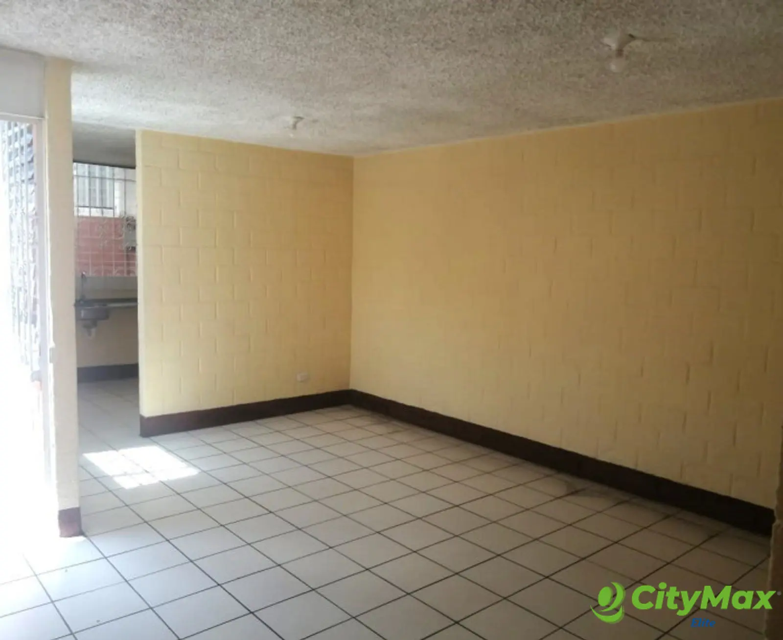 Casa en Alquiler en Zona 11 de Mixco - foto 2