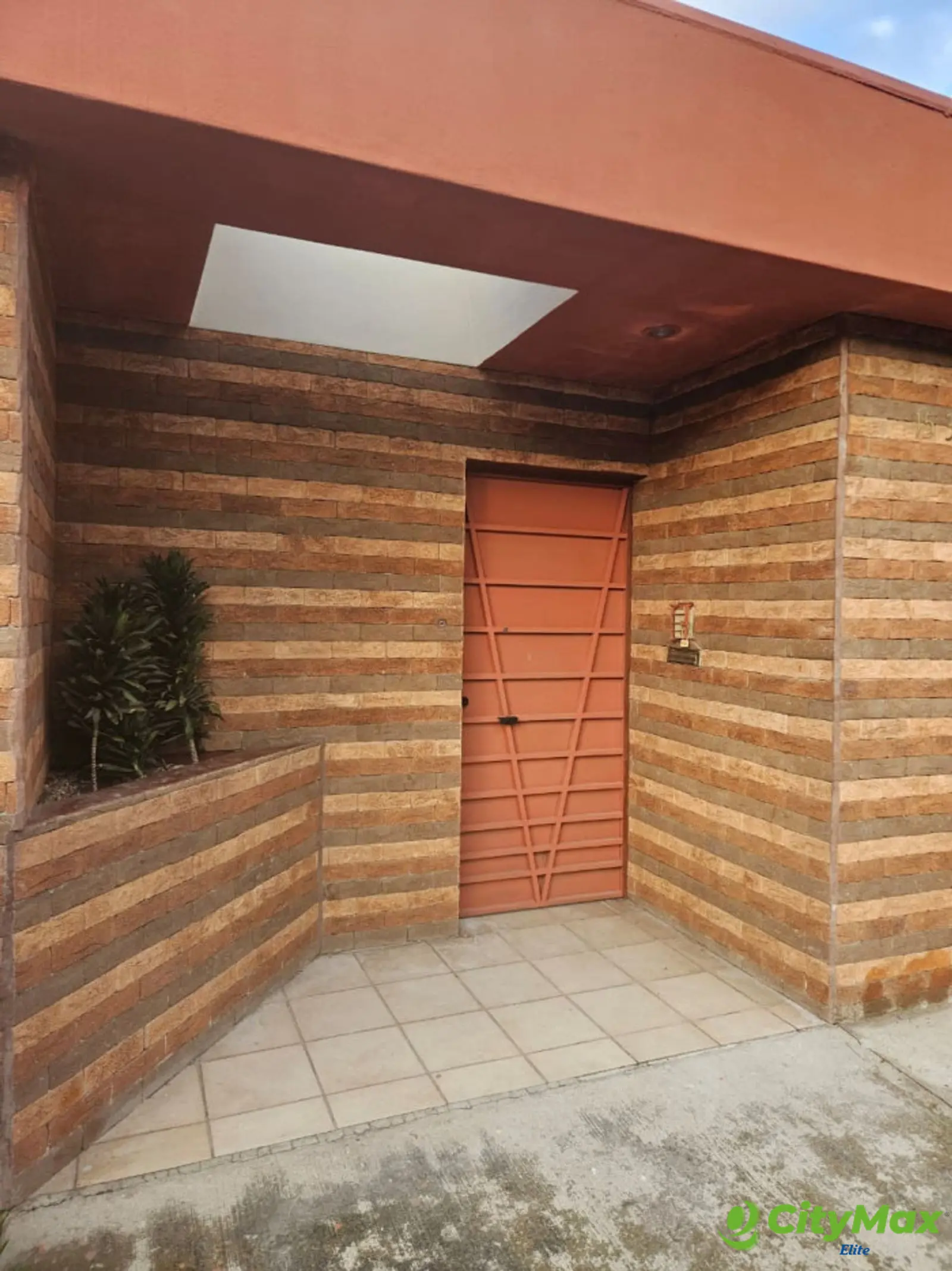 Venta de Casa en Colonia El Maestro de Zona 15 - foto 4