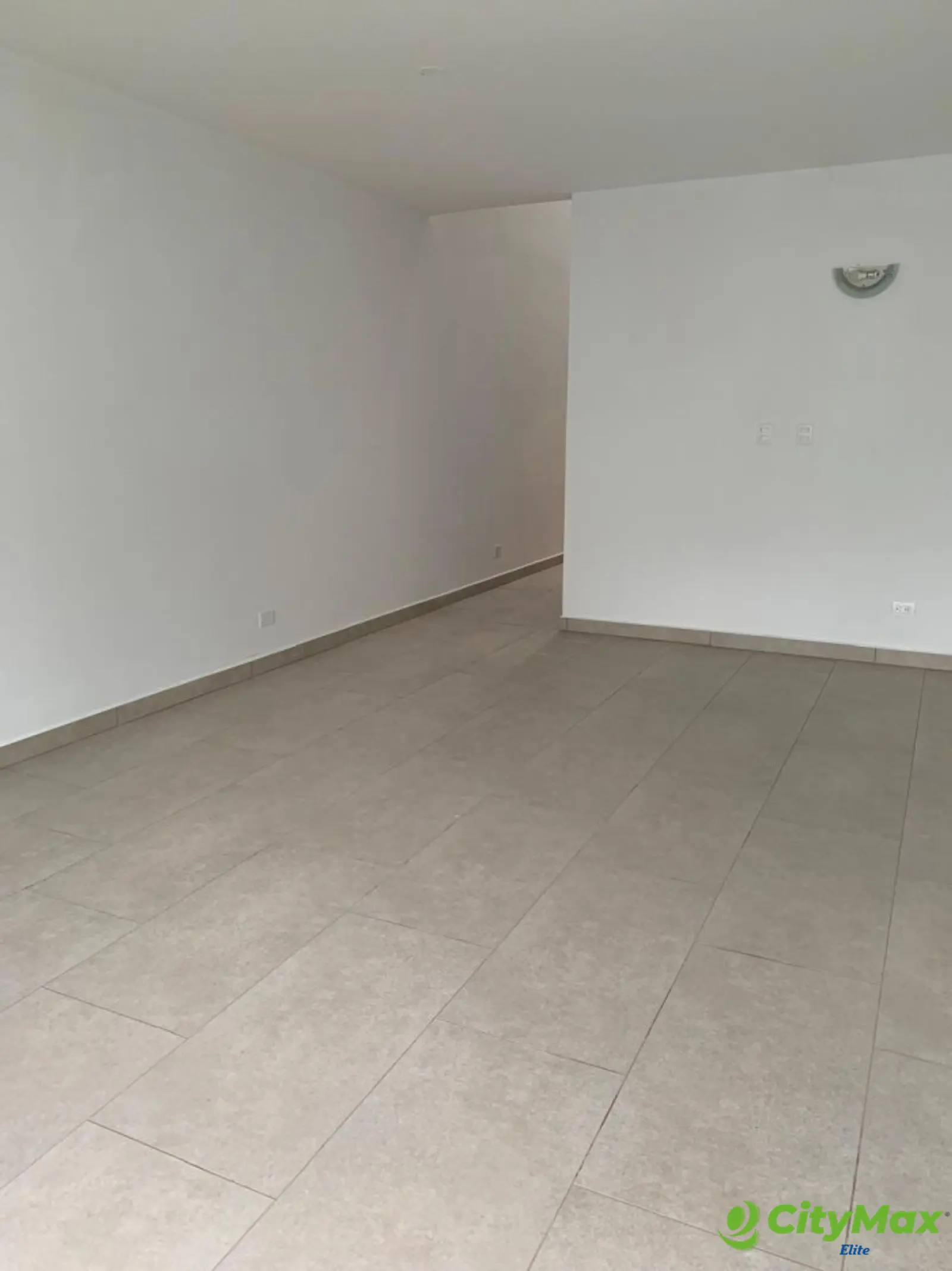 CASA EN VENTA - KM 15 CARRETERA A EL SALVADOR - Área Social