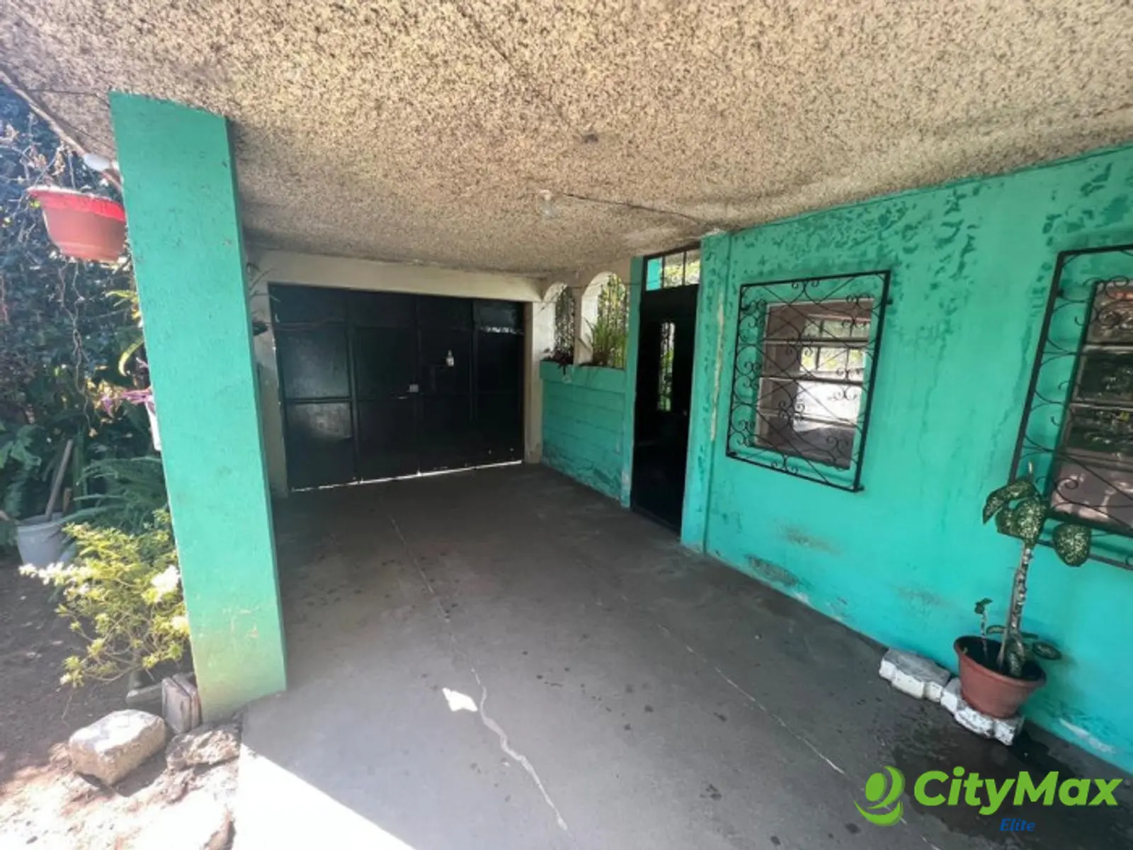 Casa de esquina en venta en Colonia el Rodeo zona 7 - foto 3