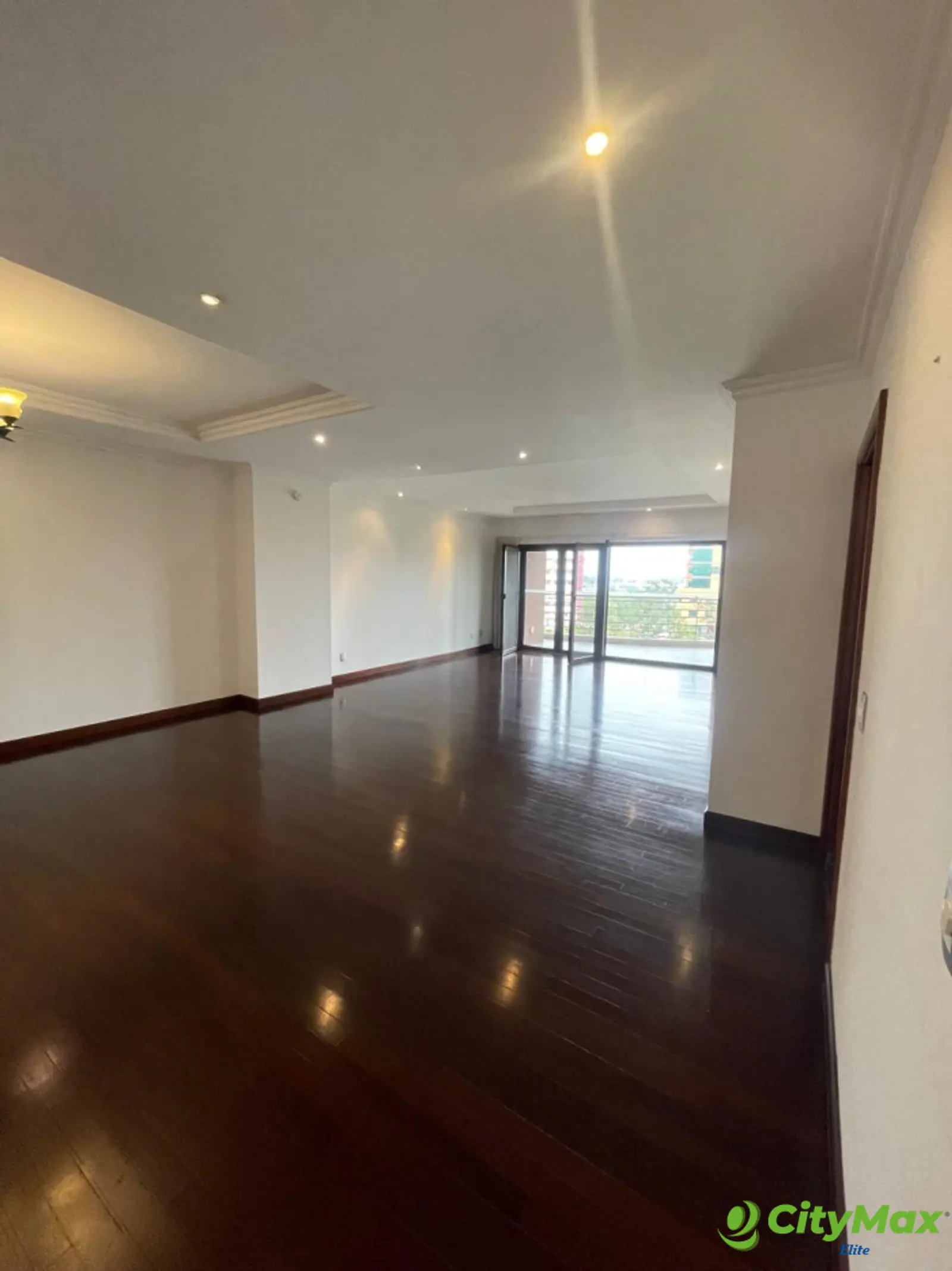 Apartamento en renta en zona 14 - foto 6