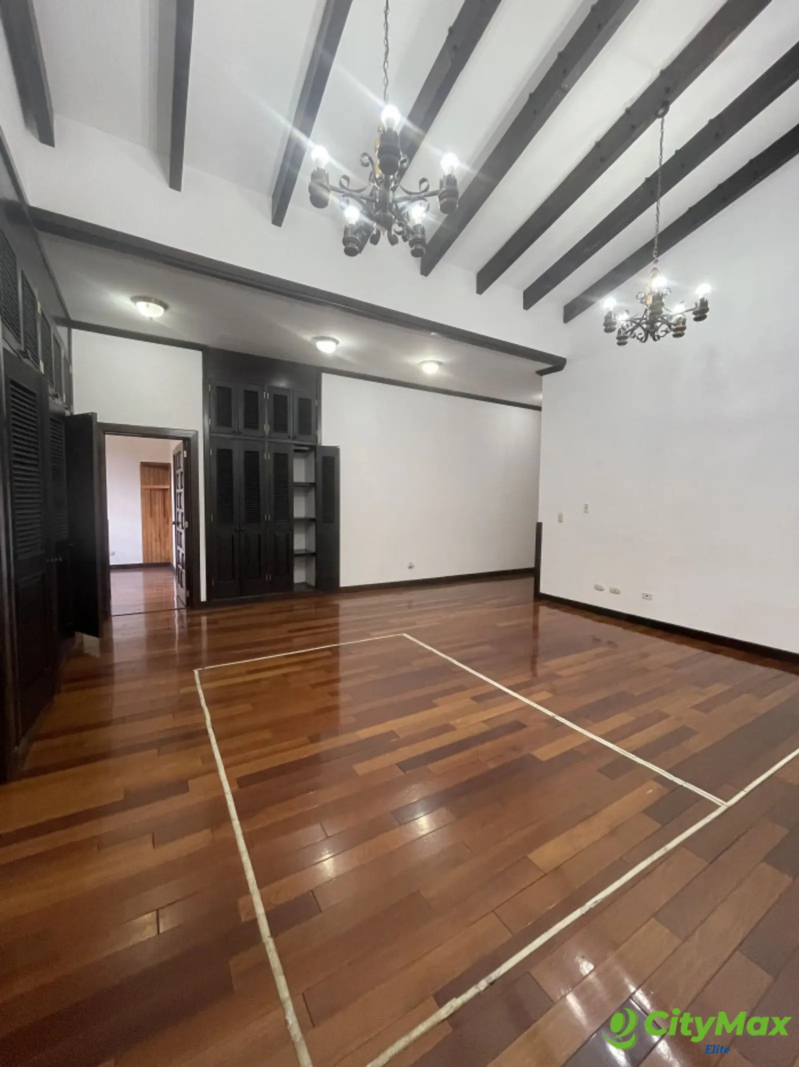 Casa de un nivel en Renta y Venta Km 18.5 CAES - vestibulo de habitaciones