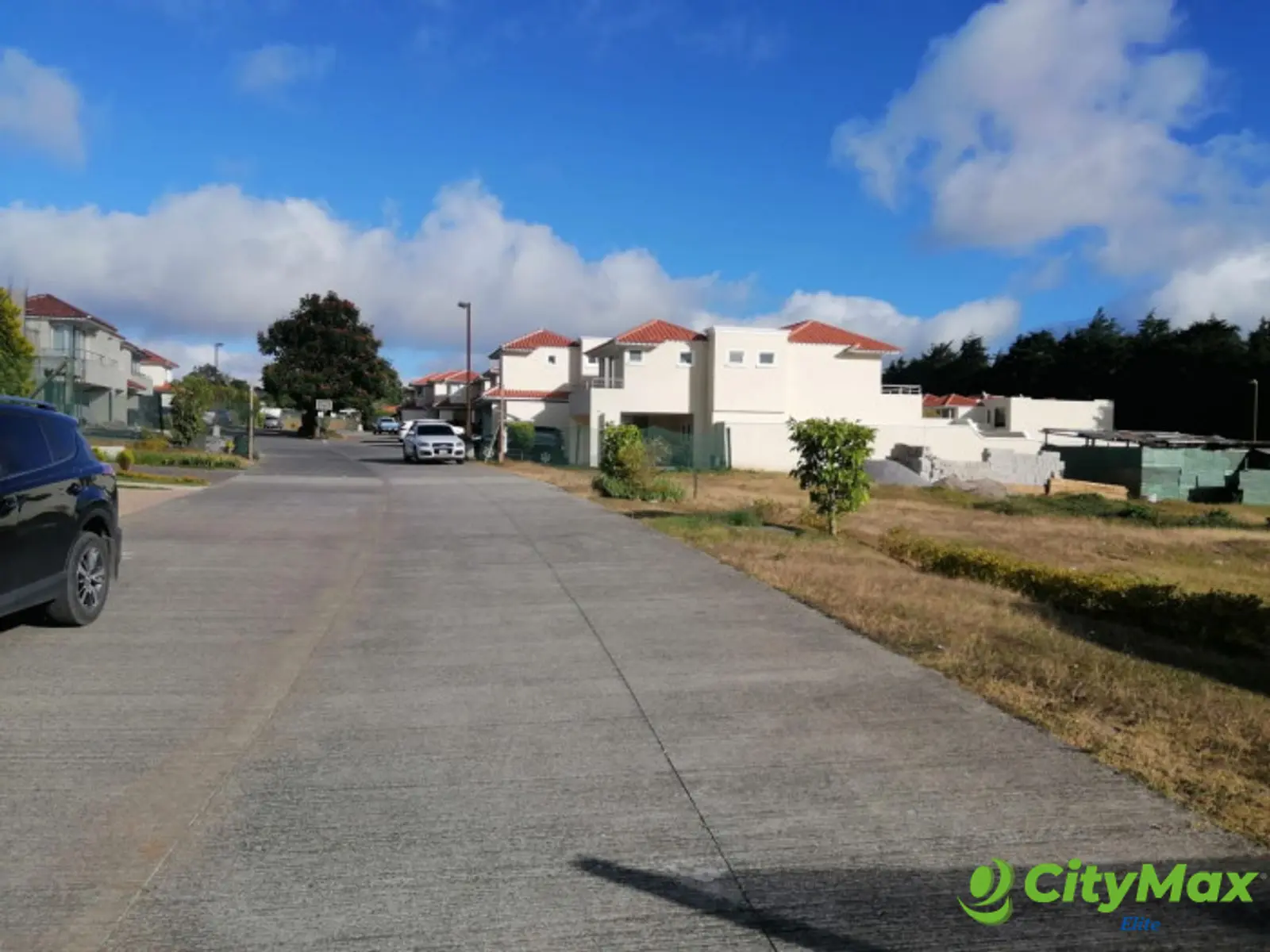 Terreno en Venta en Condominio Carretera al Salvador - foto 15