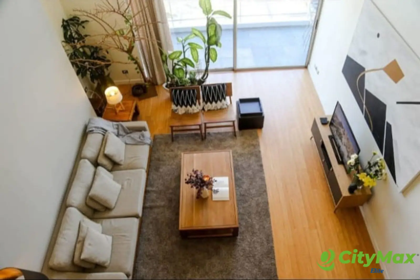 Apartamento en renta amueblado en zona 10 - Sala