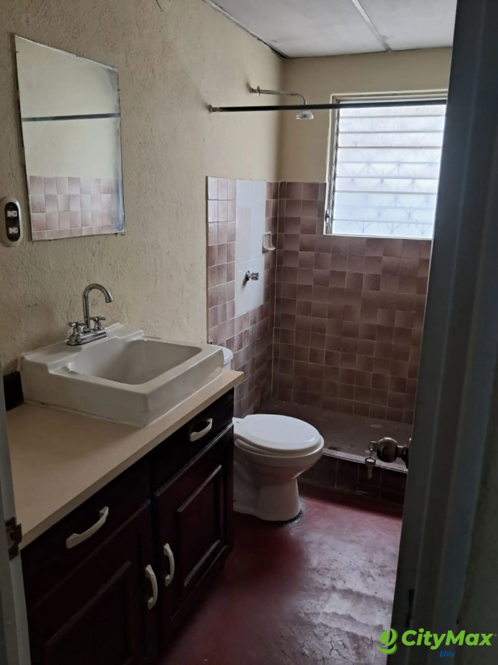 Casa Residencial en Colonia Santa Marta, Zona 5 Mixco - foto 6