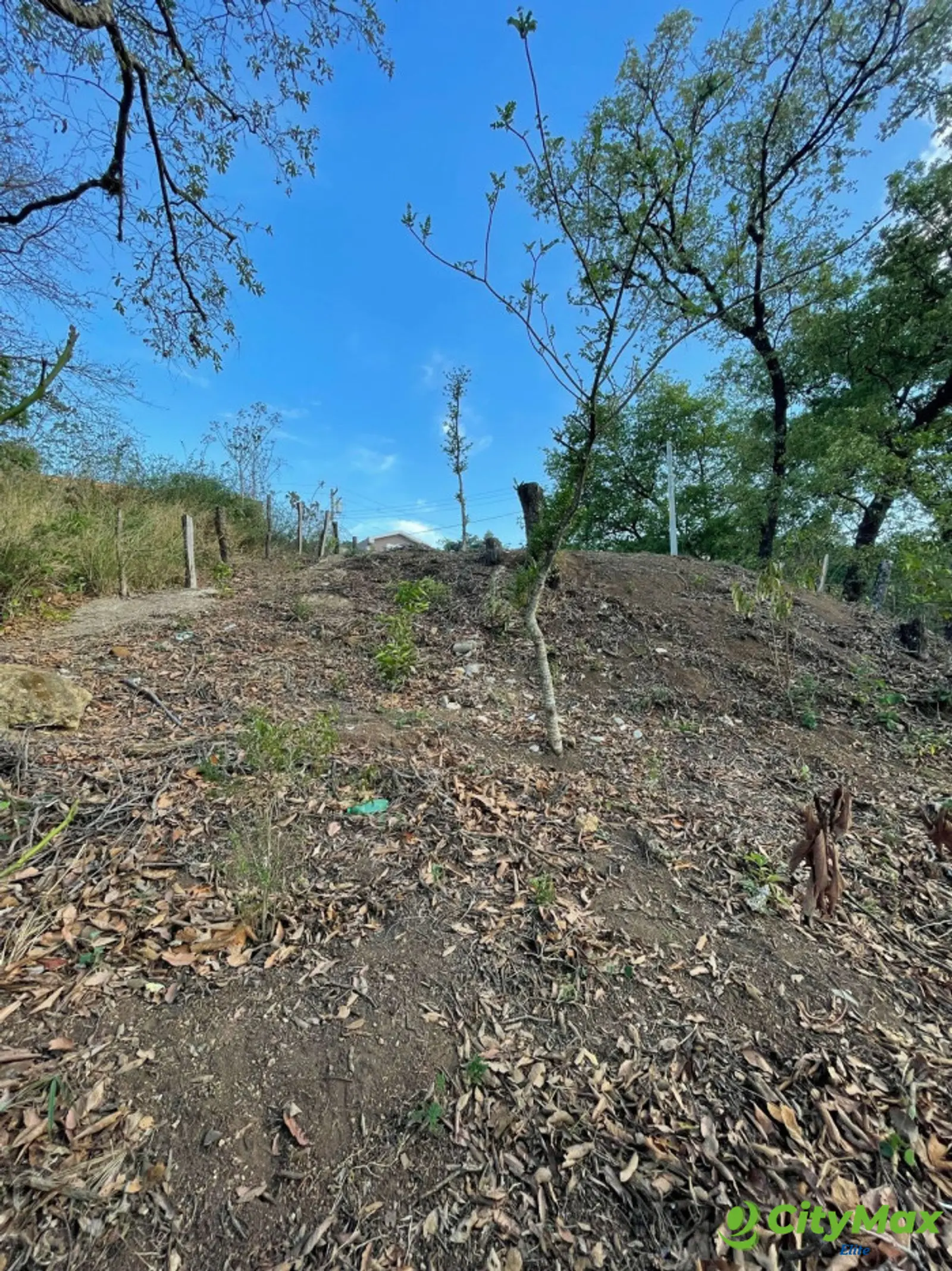 Terreno en venta en Bosques de Santa Catarina Pinula - foto 5