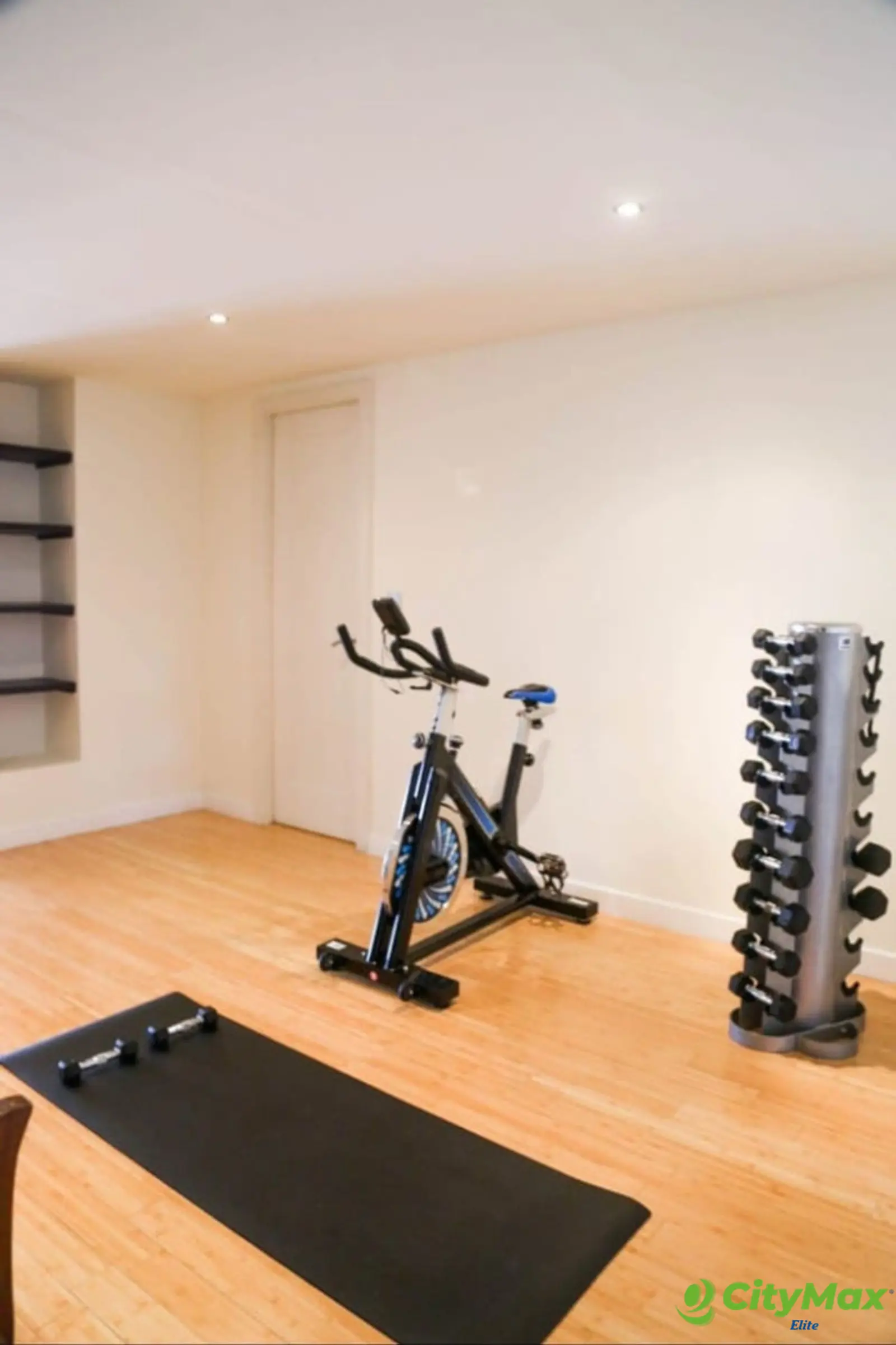 Apartamento en renta amueblado en zona 10 - Gimnacio