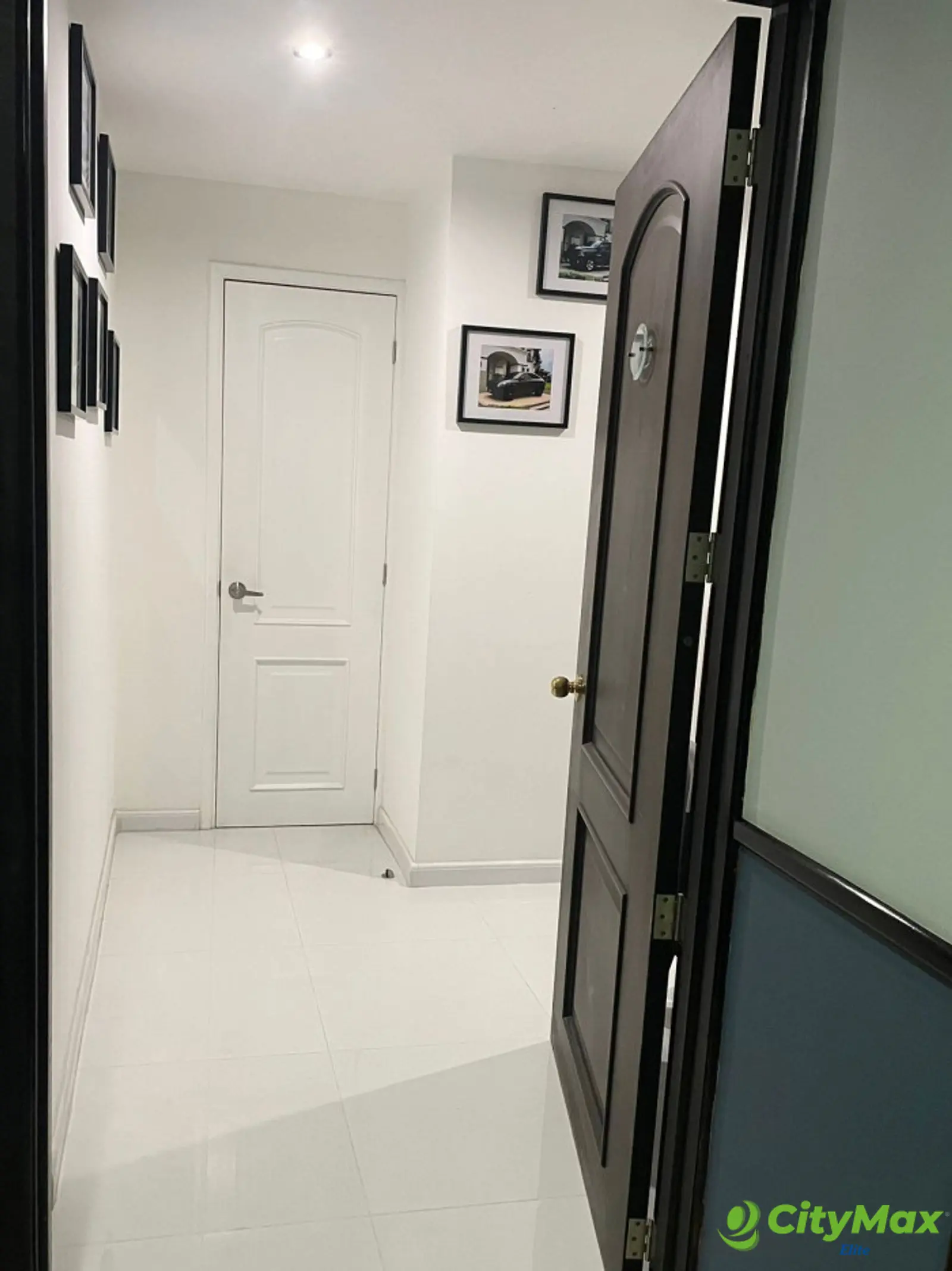 Amplio Apartamento en Venta en Zona 14 - foto 16