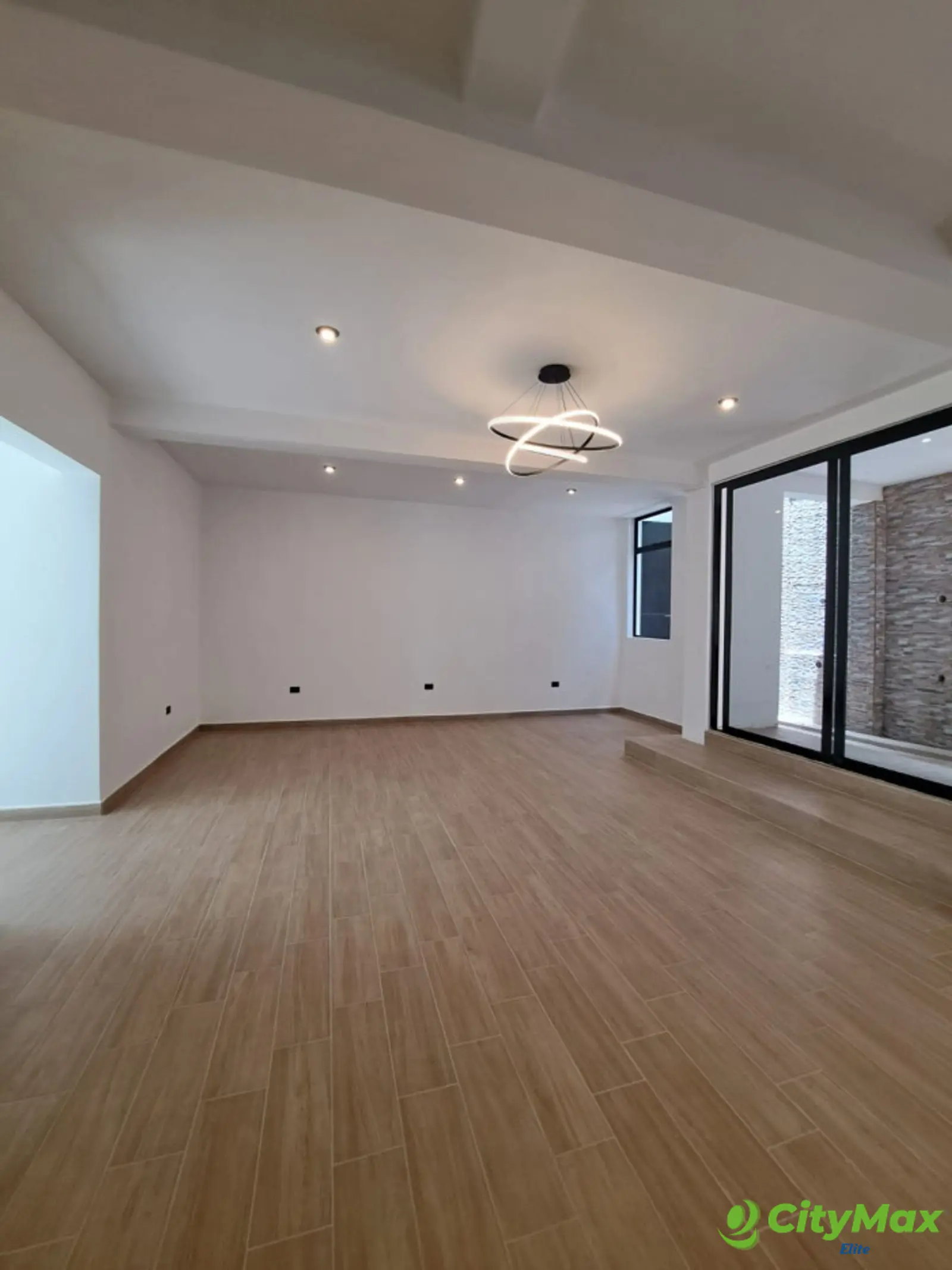 Moderna casa en venta en Terravista km 16.5 CAES - foto 8