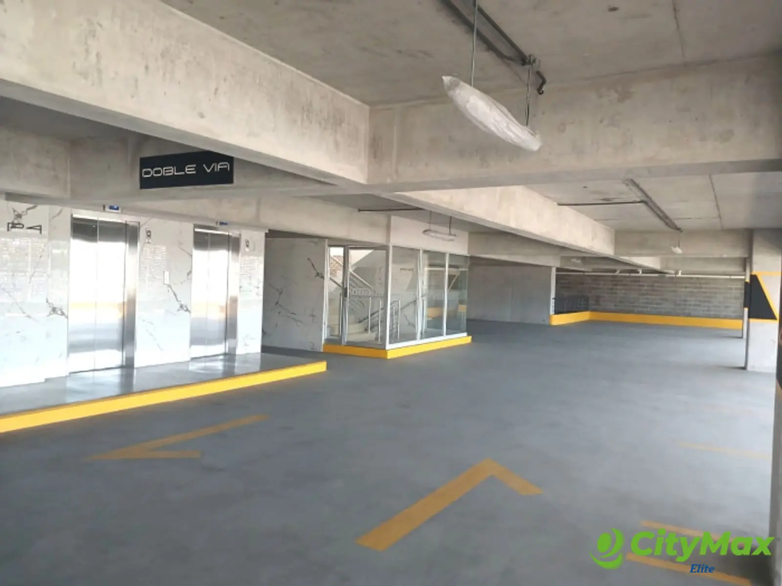 Edificio en Alquiler en zona 10 - Por estrenar !! - foto 21