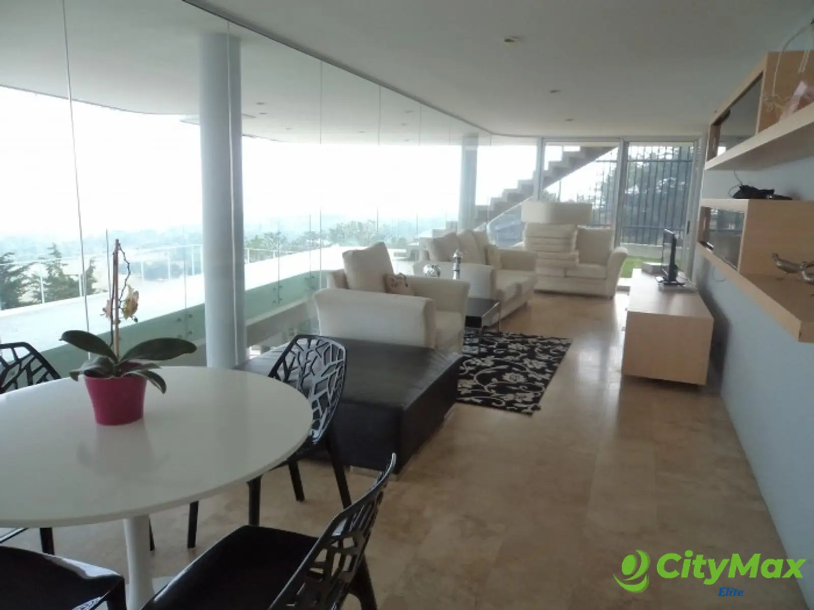 Vendo casa en zona 15 Vista Hermosa - foto 4