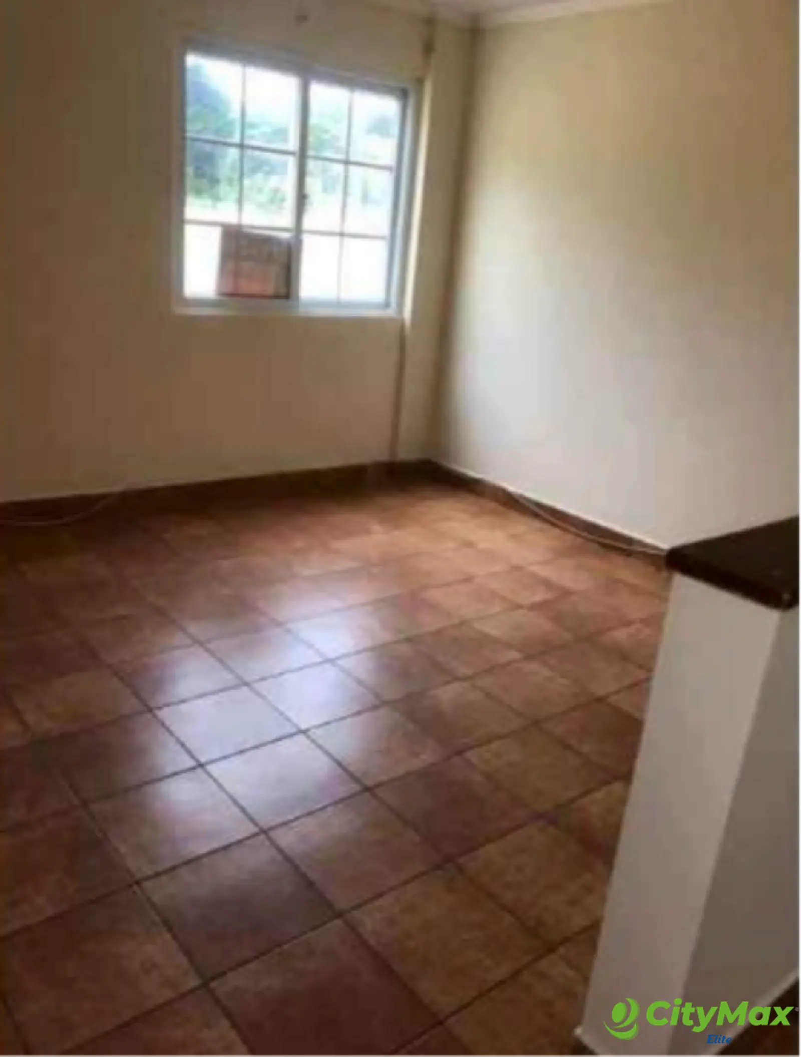 Casa en Venta en Carretera a El Salvador! - SALA FAMILIAR
