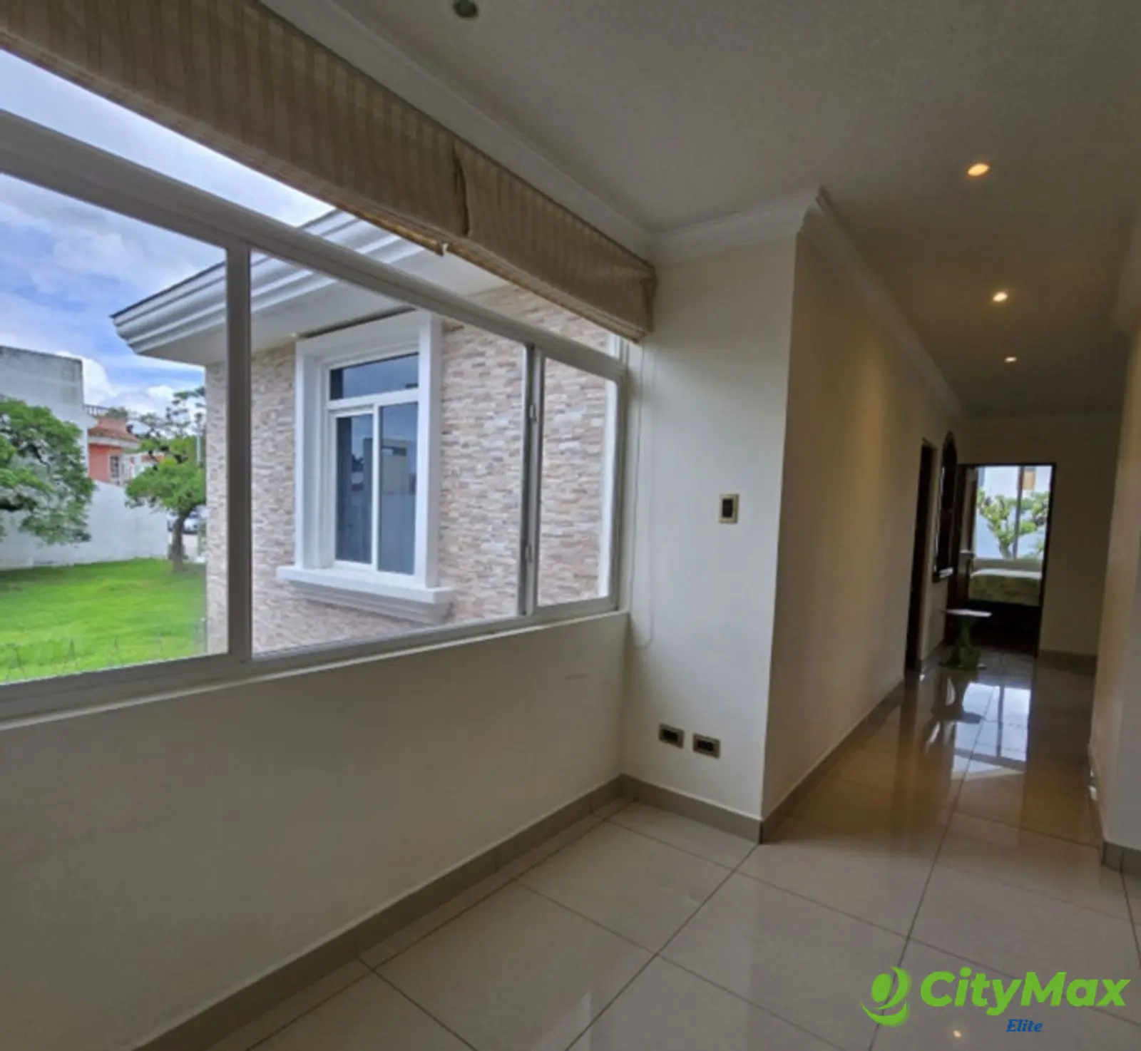 CASA EN VENTA EN BOSQUES DE VILA VERDE CAES - foto 3