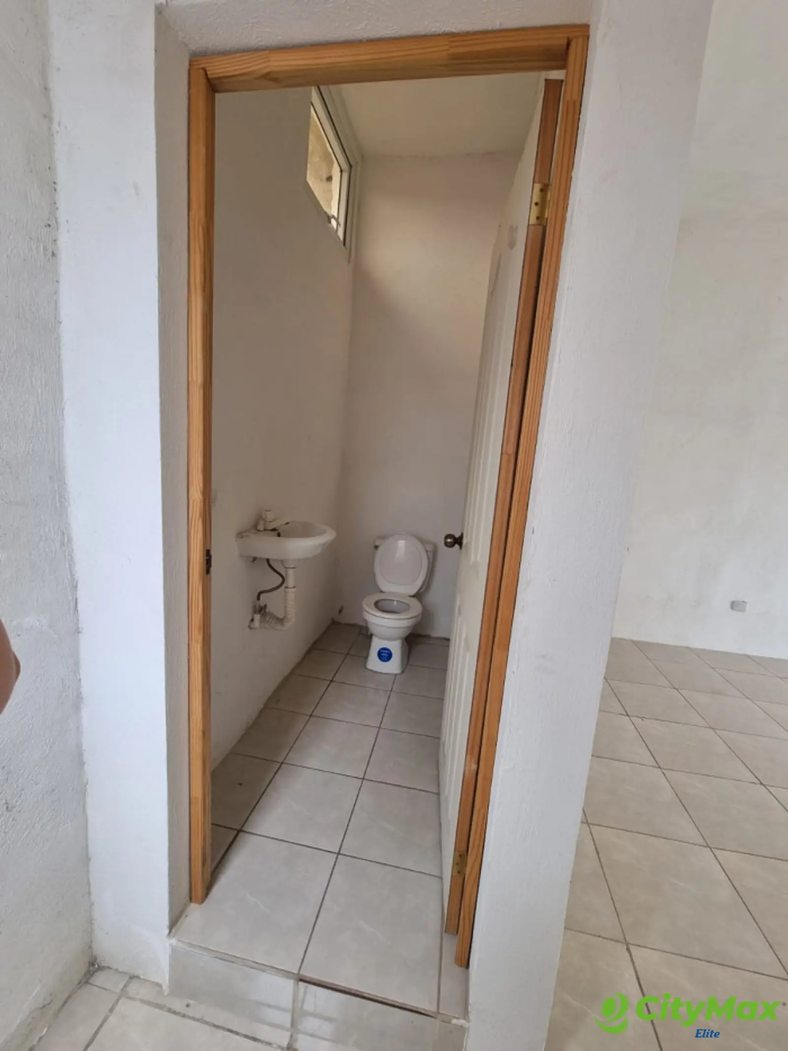 Local Comercial en Alquiler en Sansare - foto 4