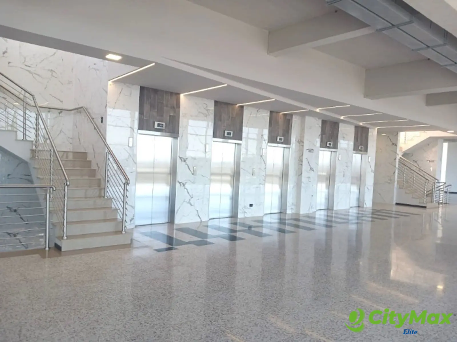 Edificio en Alquiler en zona 10 - Por estrenar !! - foto 4