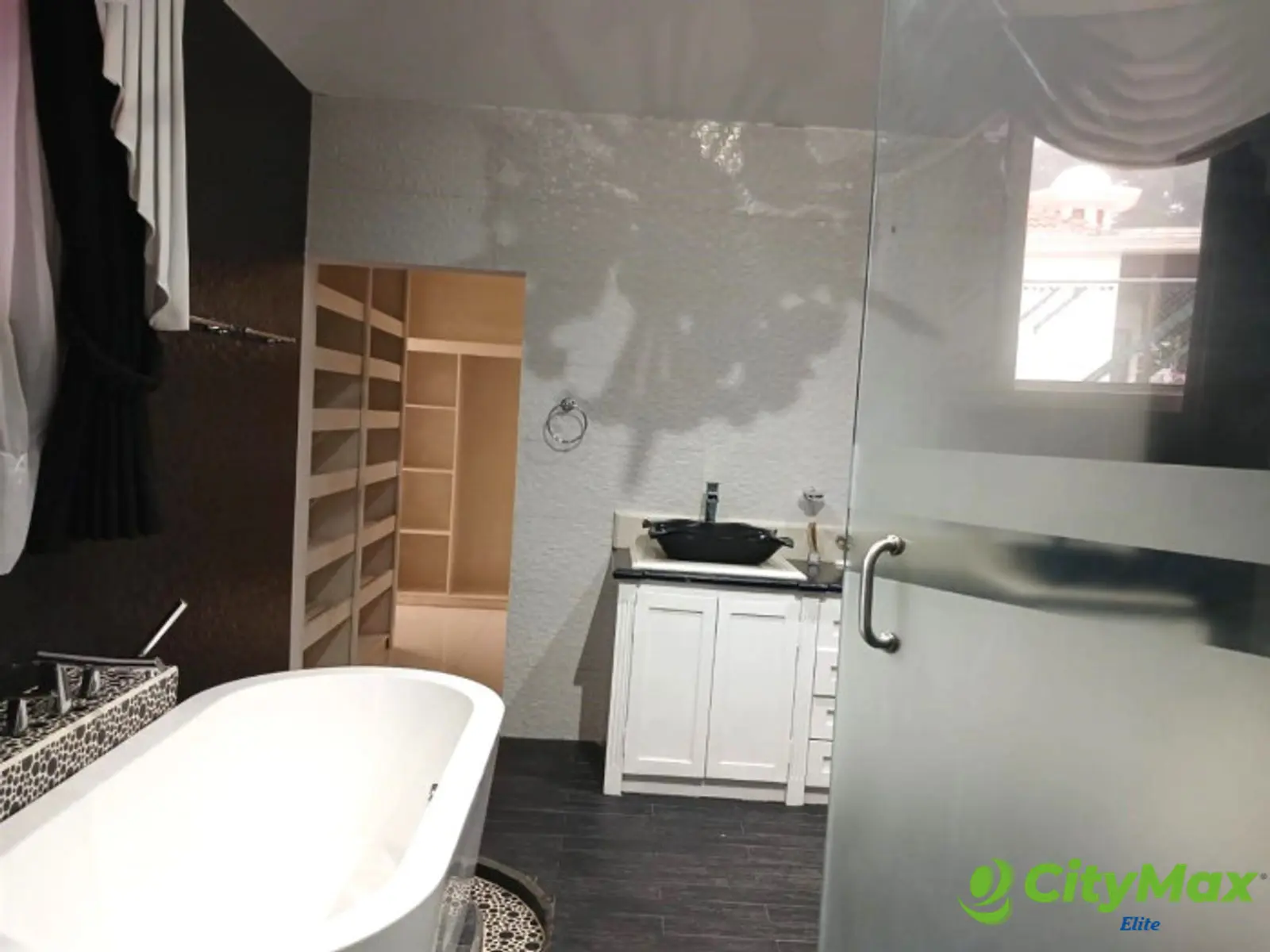 Casa en Venta en Carretera a Fraijanes - CES - foto 25