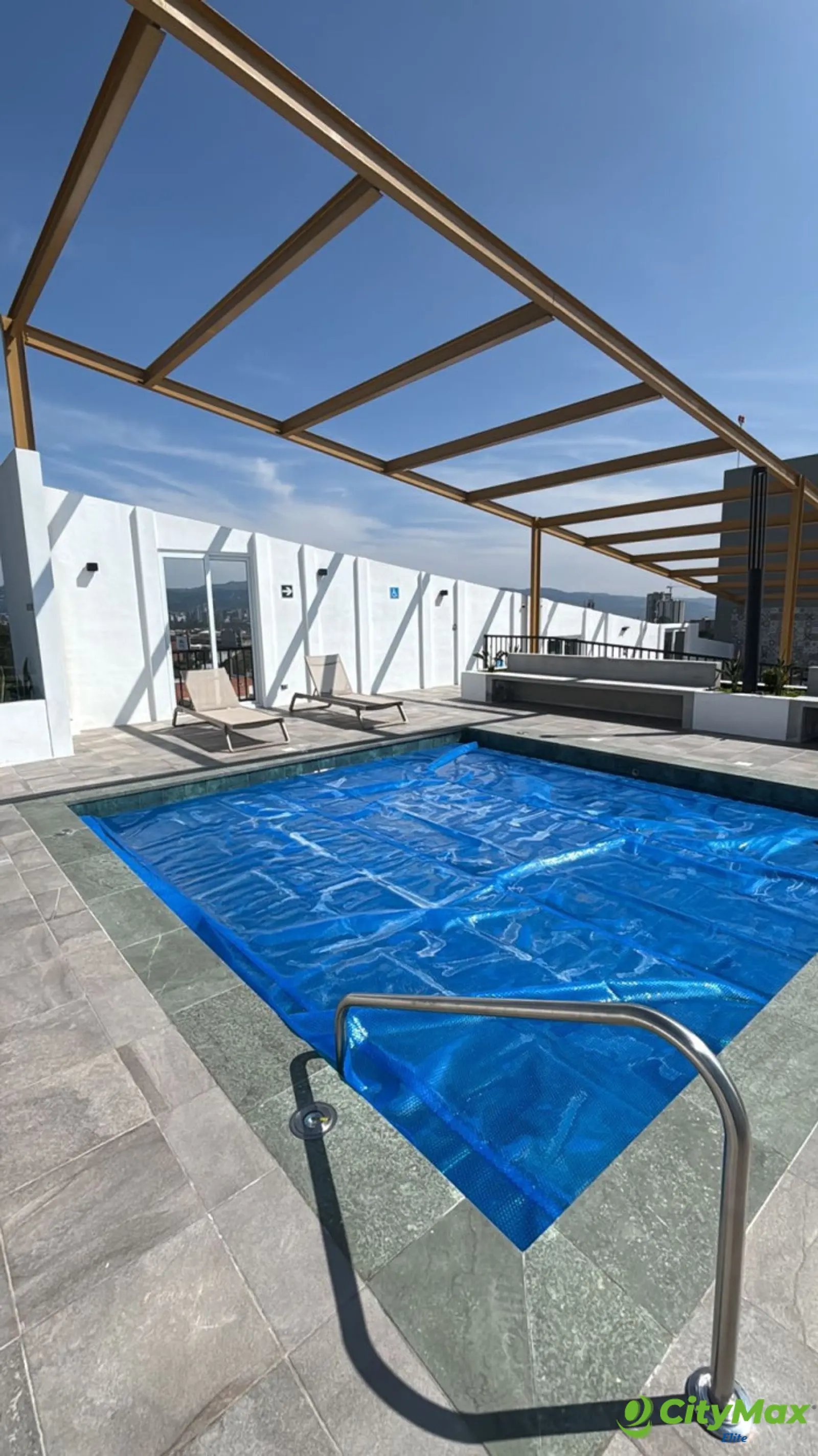 APARTAMENTO EN VENTA - EDIFICIO ESENTA ZONA 12 - Piscina