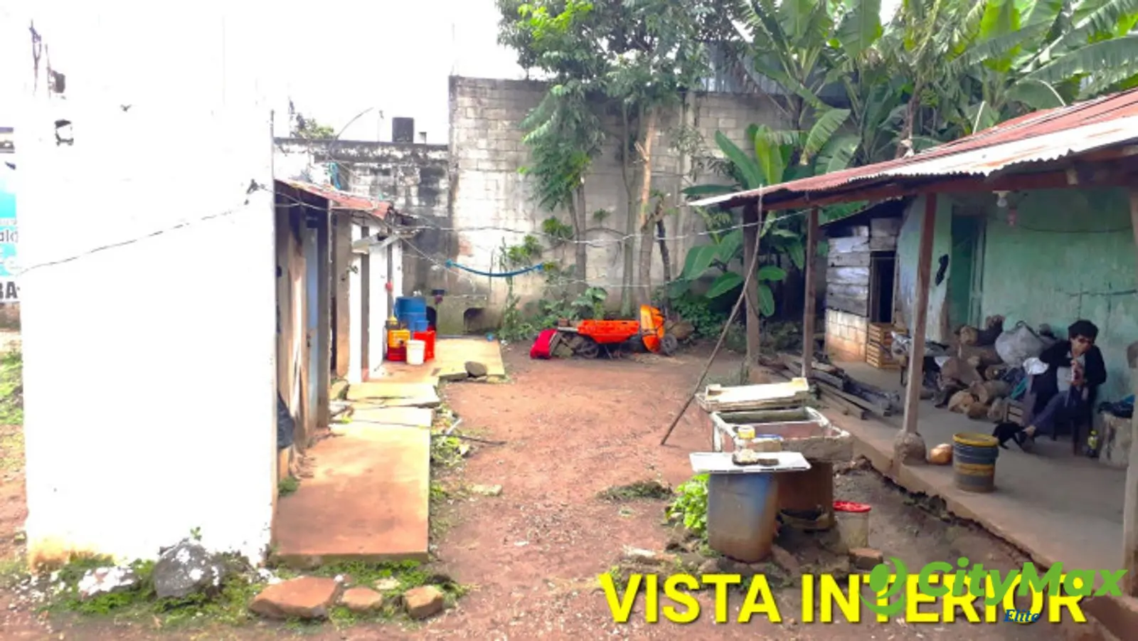 Terreno en Renta en Carretera Principal en Barberena - VISTA INTERIOR