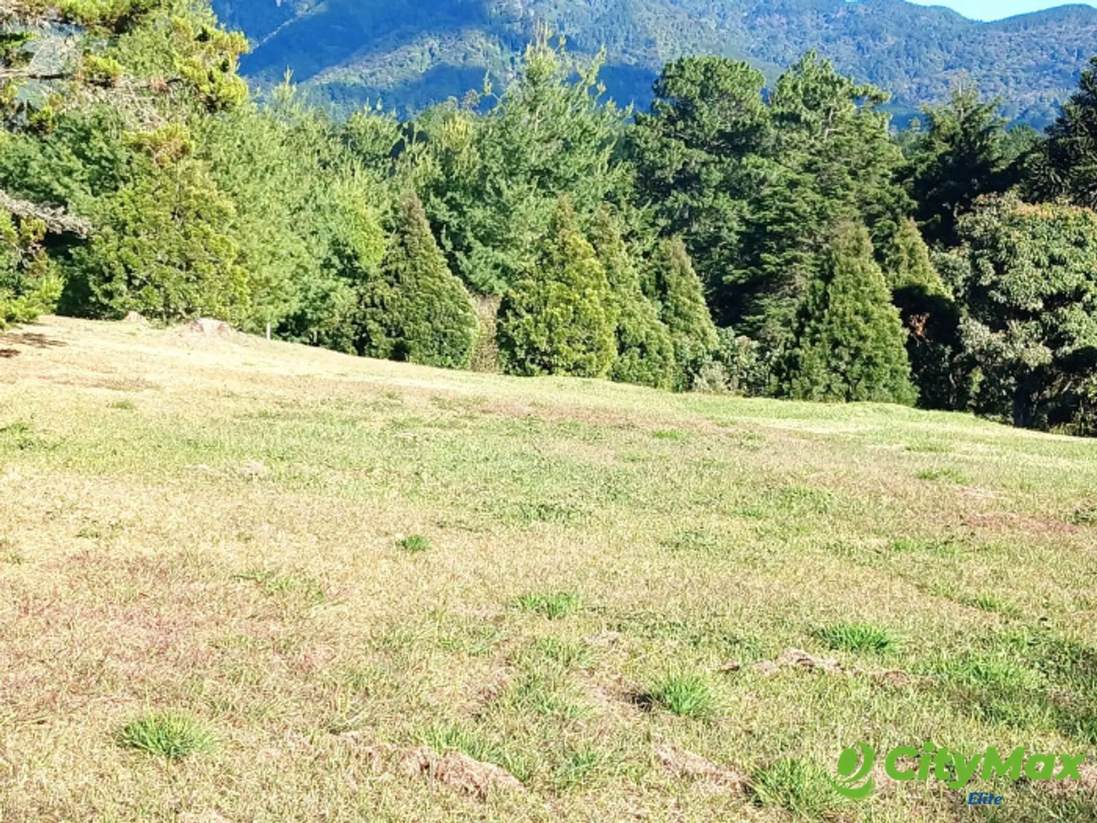 TERRENO EN VENTA EN HACIENDA NUEVA - foto 18