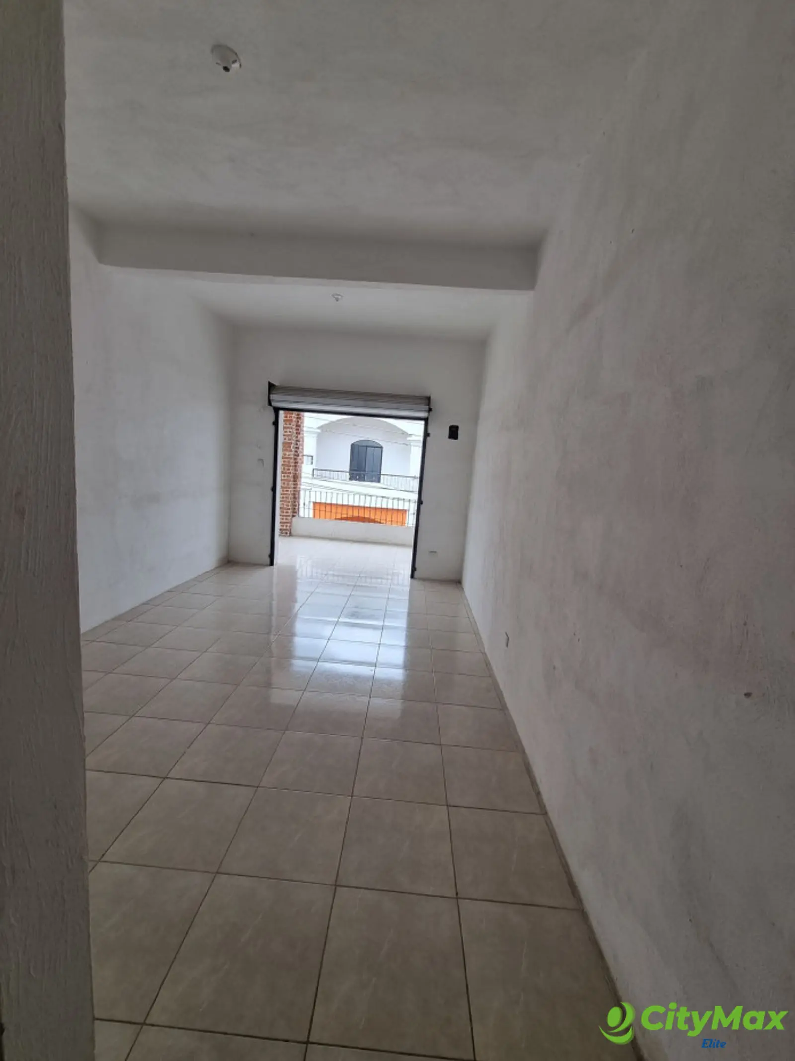 Local Comercial en Alquiler en Sansare - foto 3