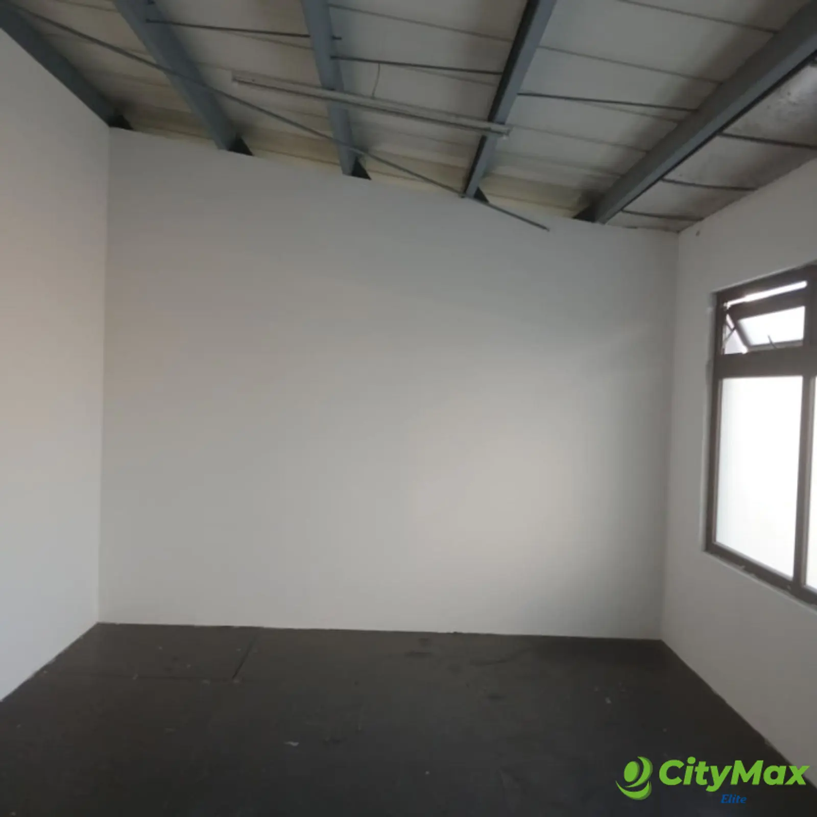 Local Comercial de 80 m² en C.C. San José Pinula - foto 5