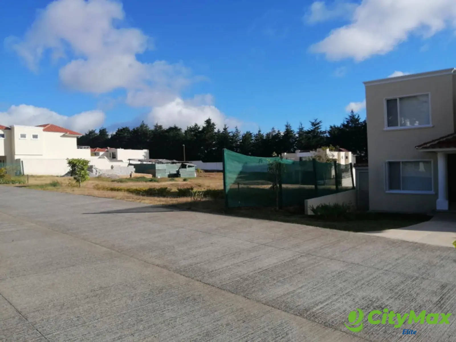 Terreno en Venta en Condominio Carretera al Salvador - foto 11