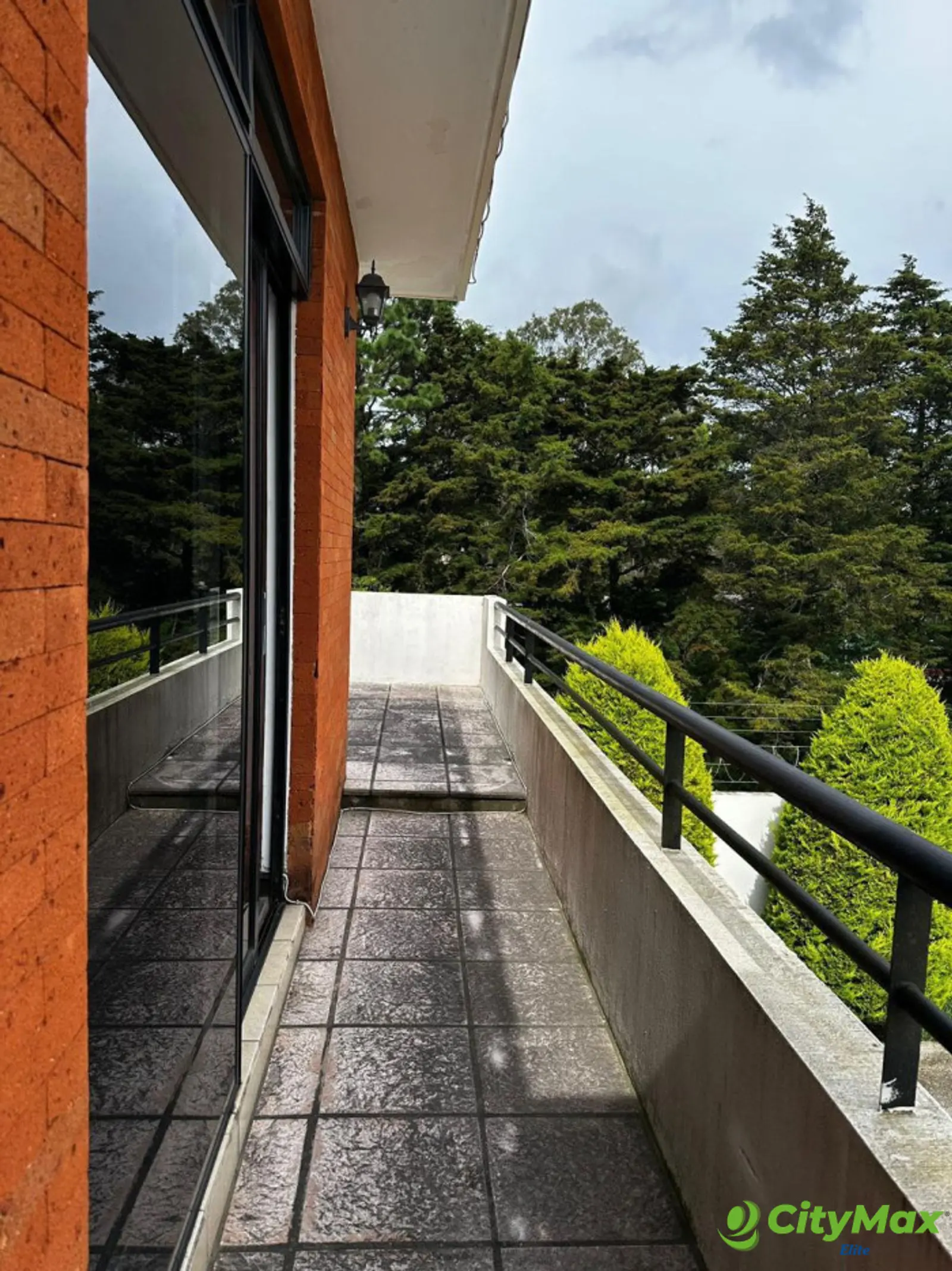 CASA EN VENTA EN BOSQUE ESCONDIDO - foto 2