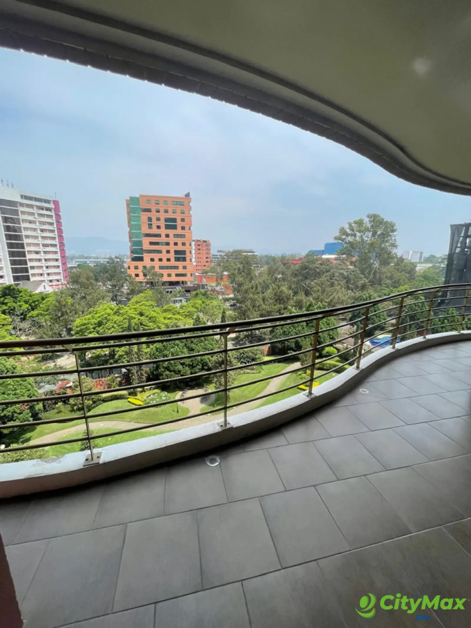 Apartamento en renta en zona 14 - foto 10