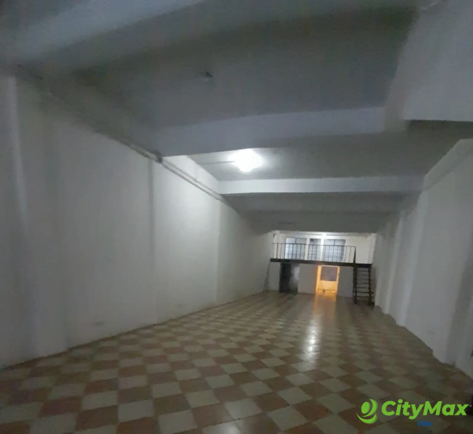 Local Comercial en renta en zona 1 - foto 2