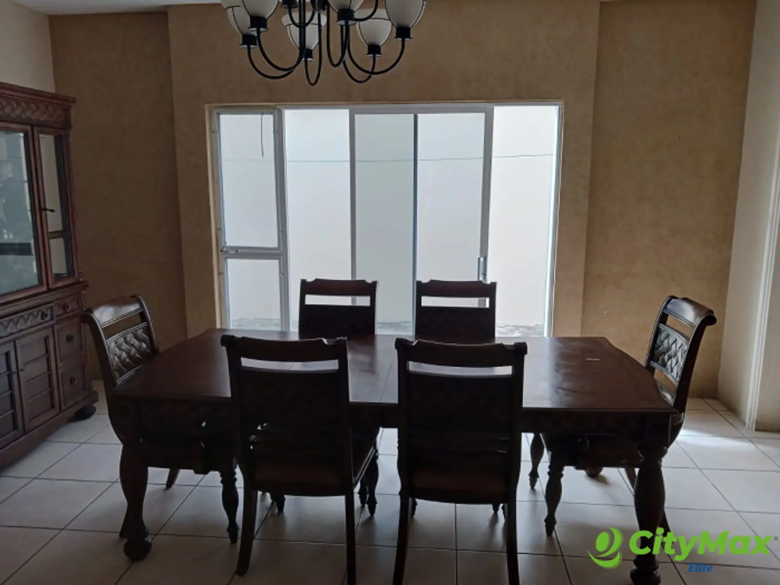 Casa en Venta o Renta Km 36.5 Carretera a El Salvador - COMEDOR