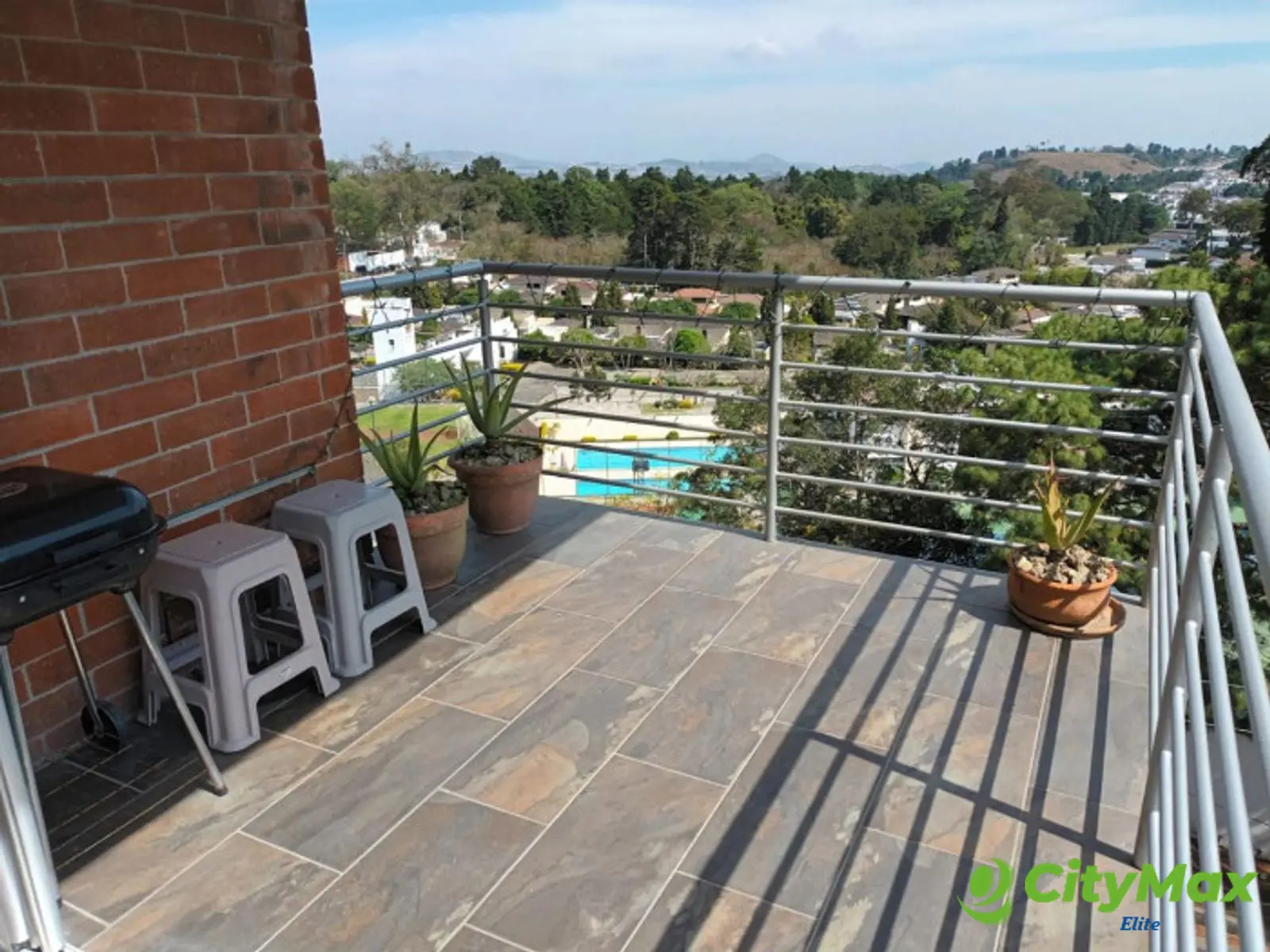 Apartamento en Venta en Edificio Caledonia Z 16. - foto 2