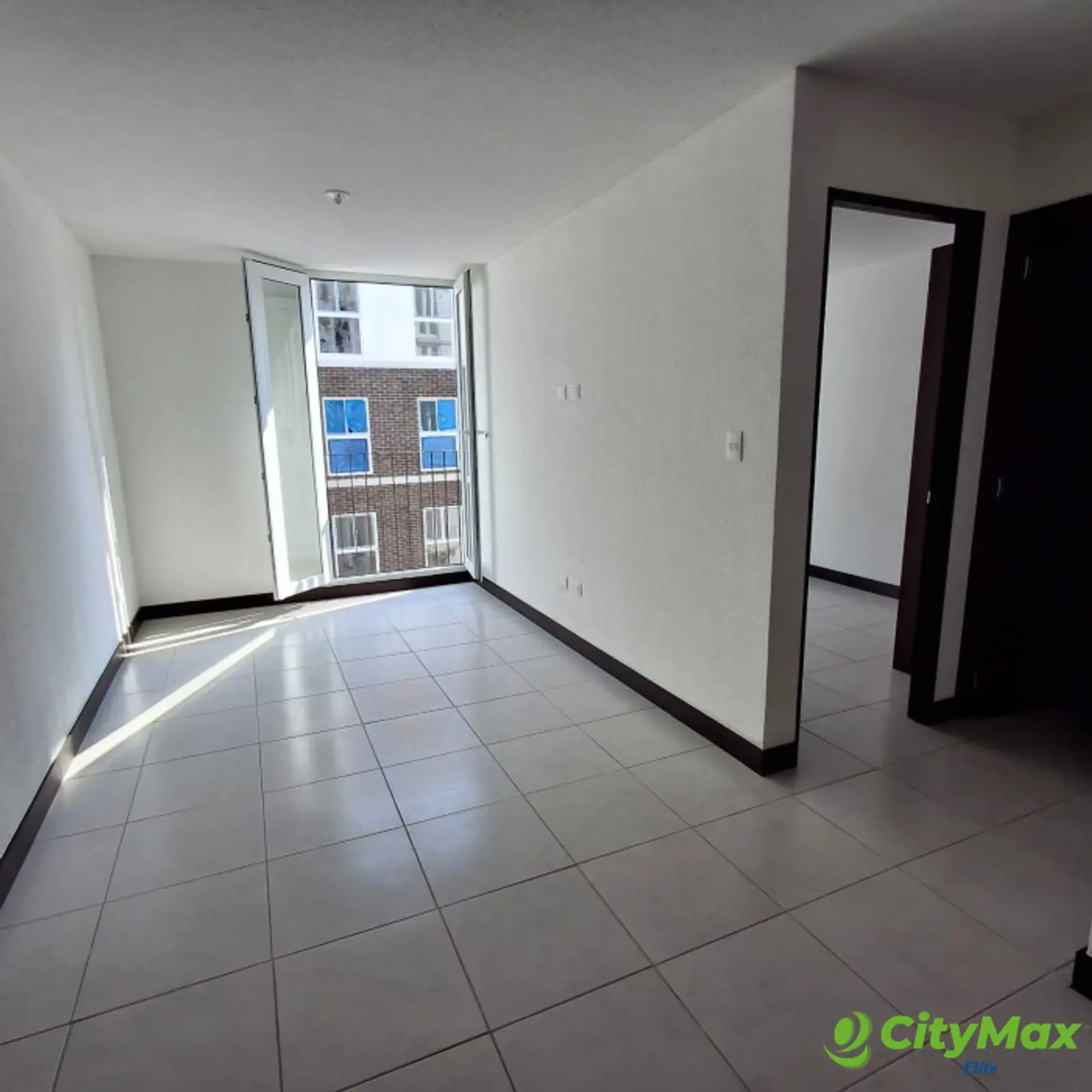 APARTAMENTO EN ALQUILER EN ZONA 1 - foto 4
