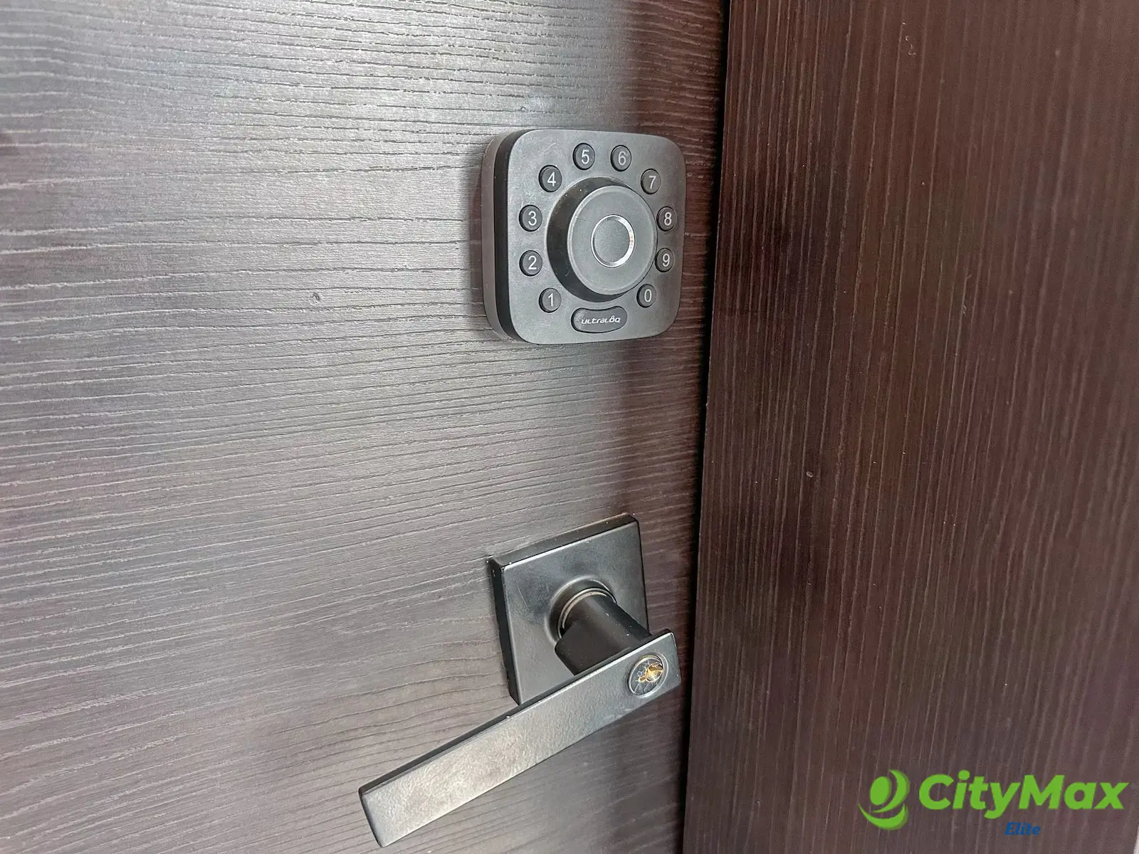 Moderno apartamento en renta, totalmente amueblado  - cerradura con clave