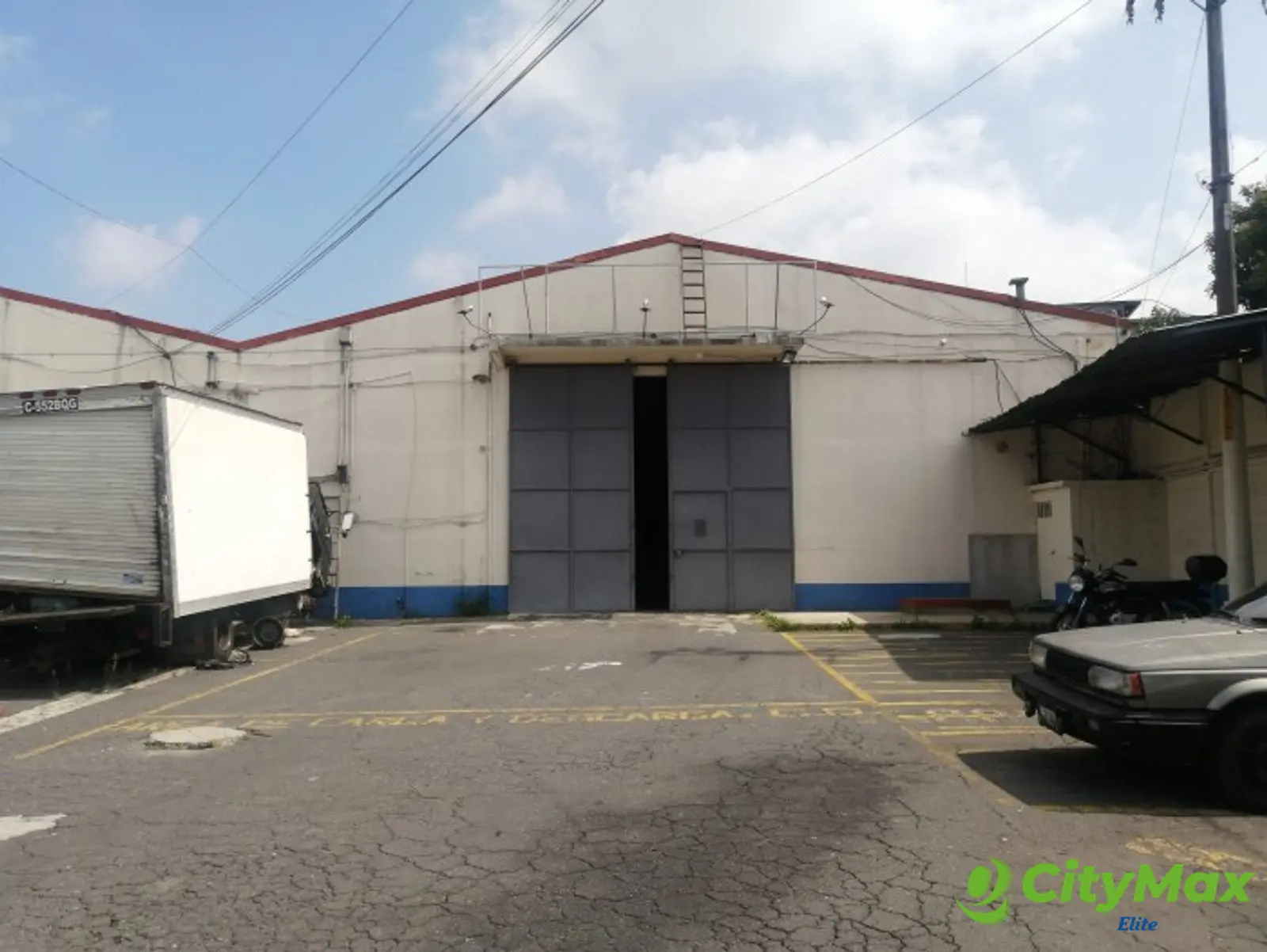 SE RENTA BODEGA INDUSTRIAL DE 2946 M2 PUERTA PARADA - foto 9