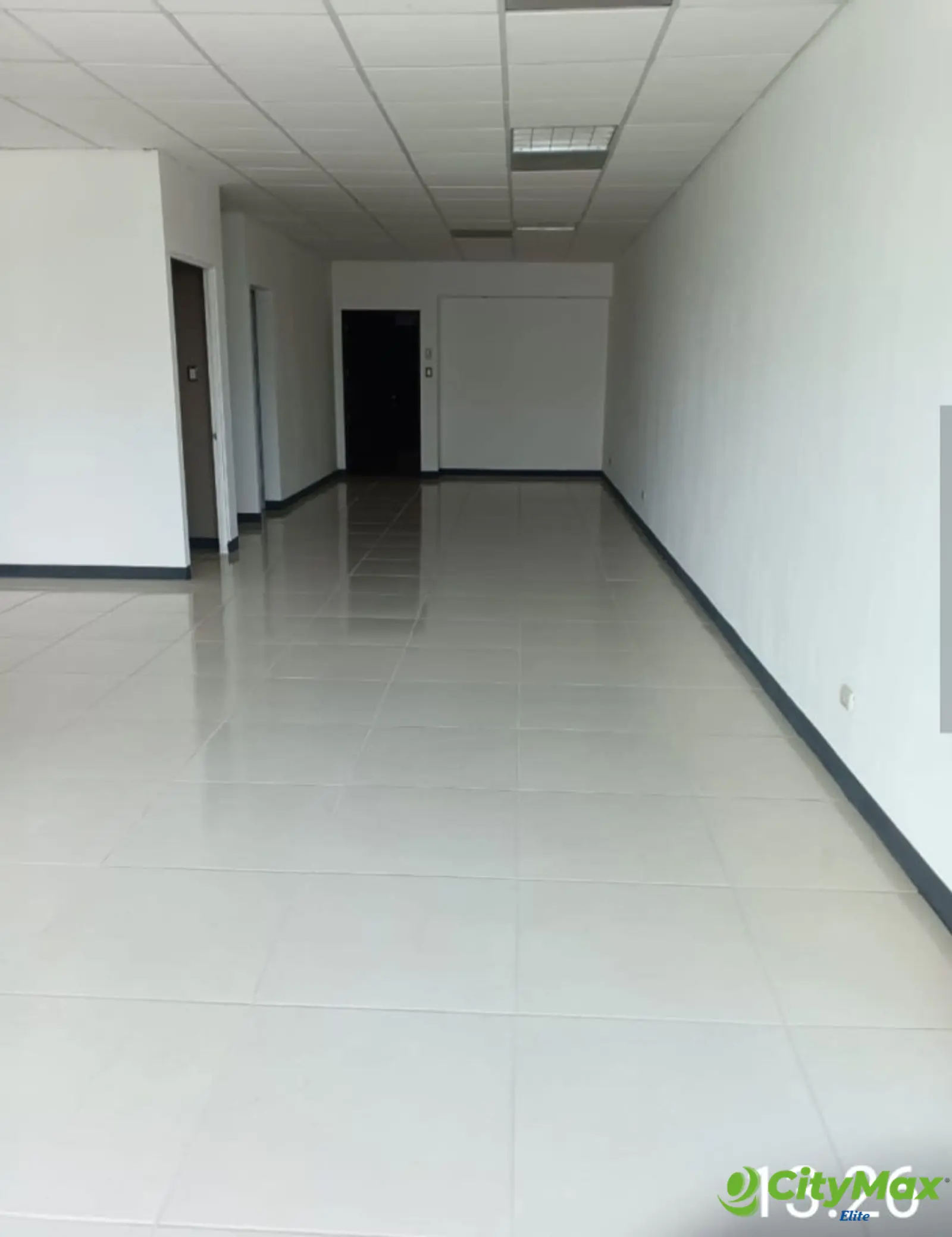 Alquiler de Oficina de 86m² en Zona Pradera - foto 2