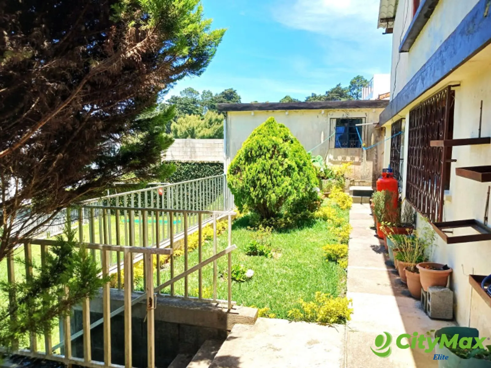 CASA EN VENTA EN LOMAS DE SAN RAFAEL - CES - foto 14
